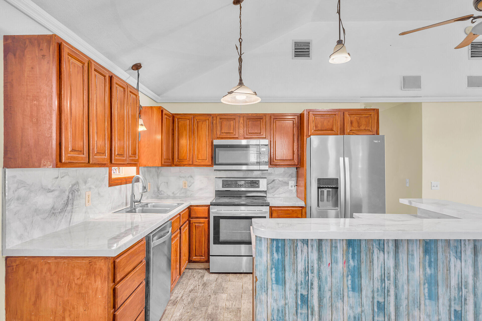 477 W 105th Street Ocean Property Photo 5