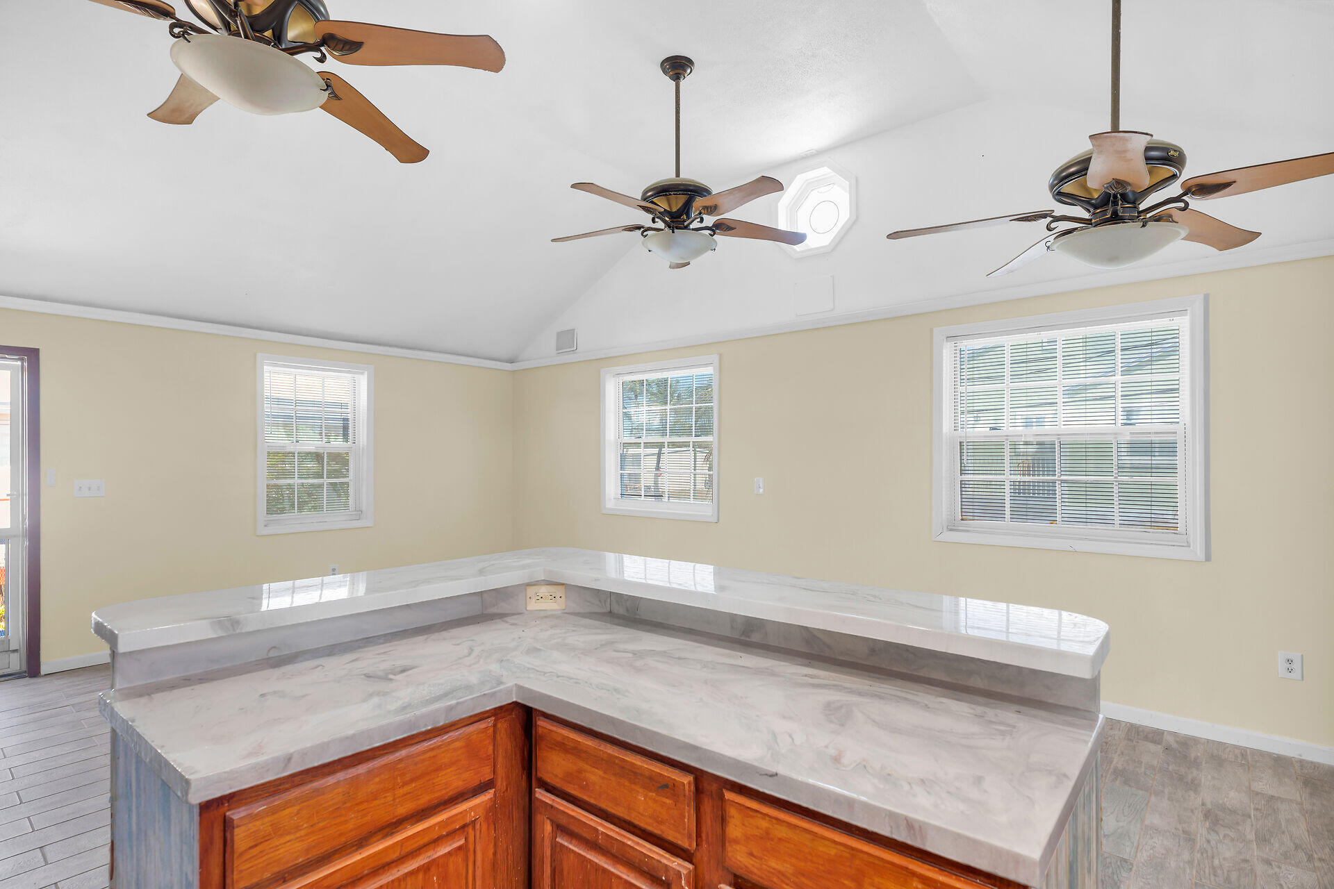 477 W 105th Street Ocean Property Photo 7