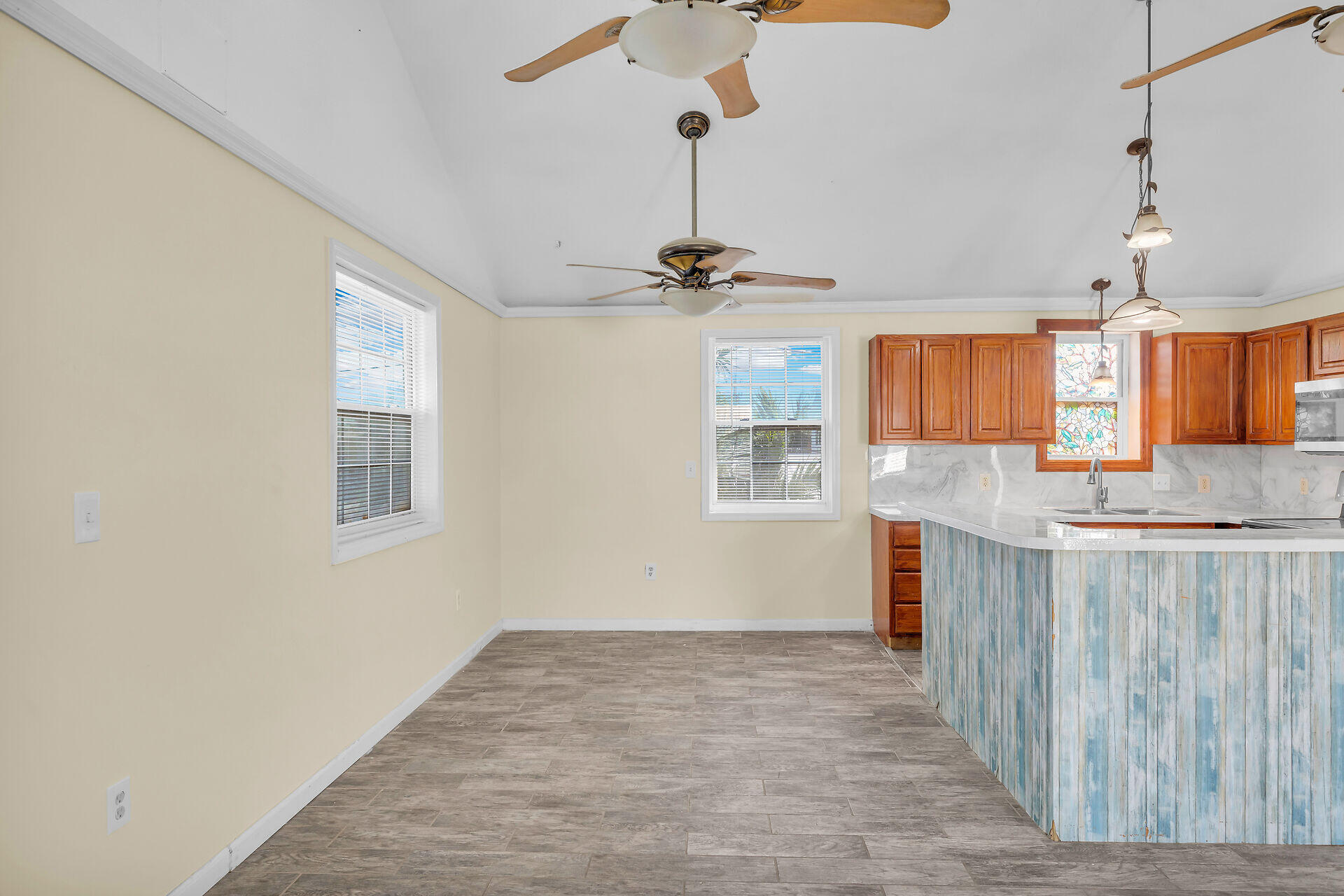477 W 105th Street Ocean Property Photo 10