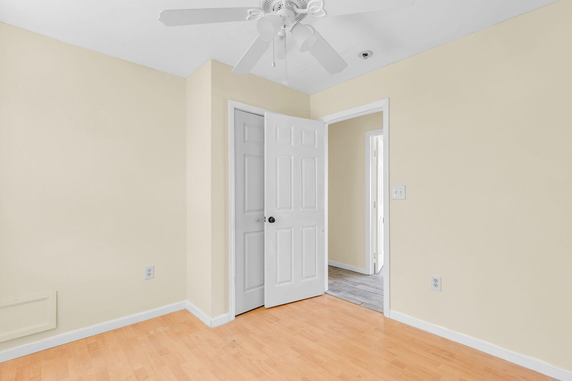 477 W 105th Street Ocean Property Photo 16