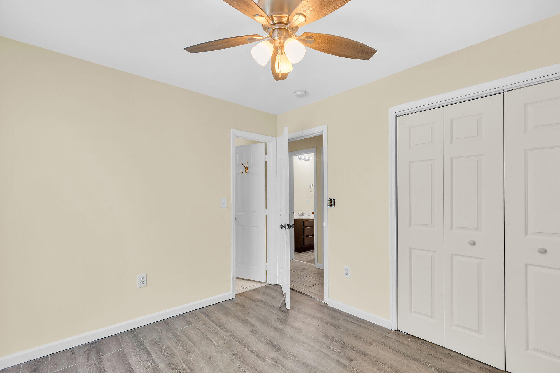 477 W 105th Street Ocean Property Photo 20