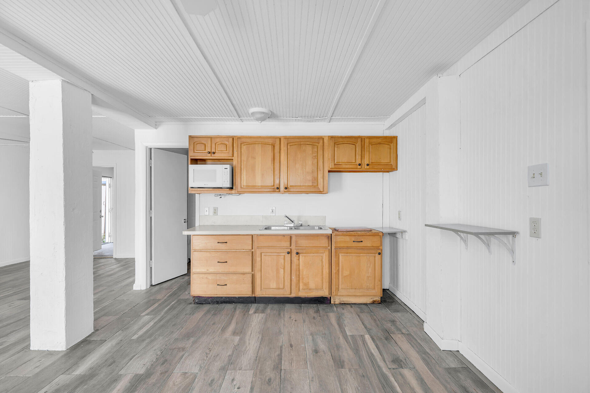 477 W 105th Street Ocean Property Photo 31