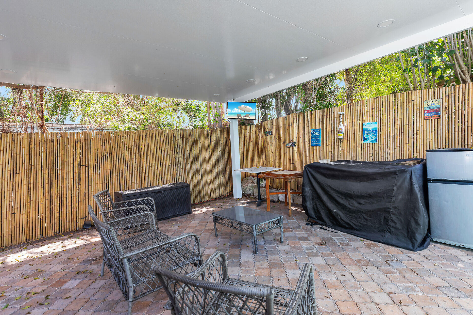 72 Avenue C Property Photo 14