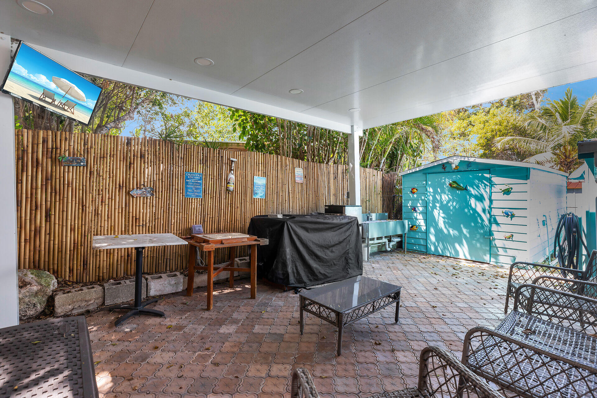 72 Avenue C Property Photo 15