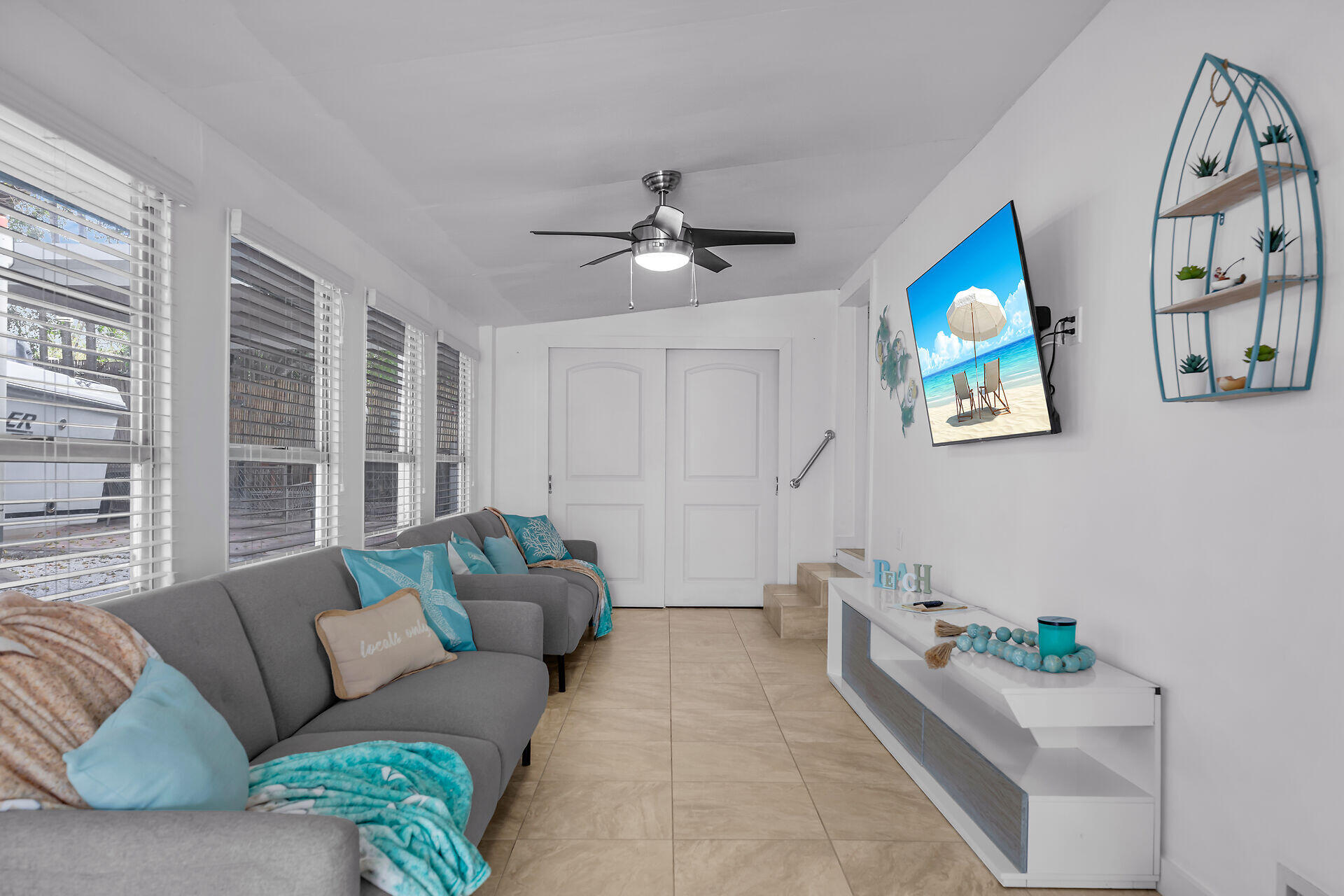 72 Avenue C Property Photo 17