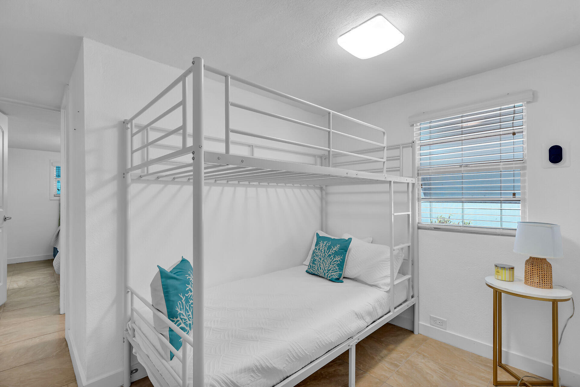 72 Avenue C Property Photo 27