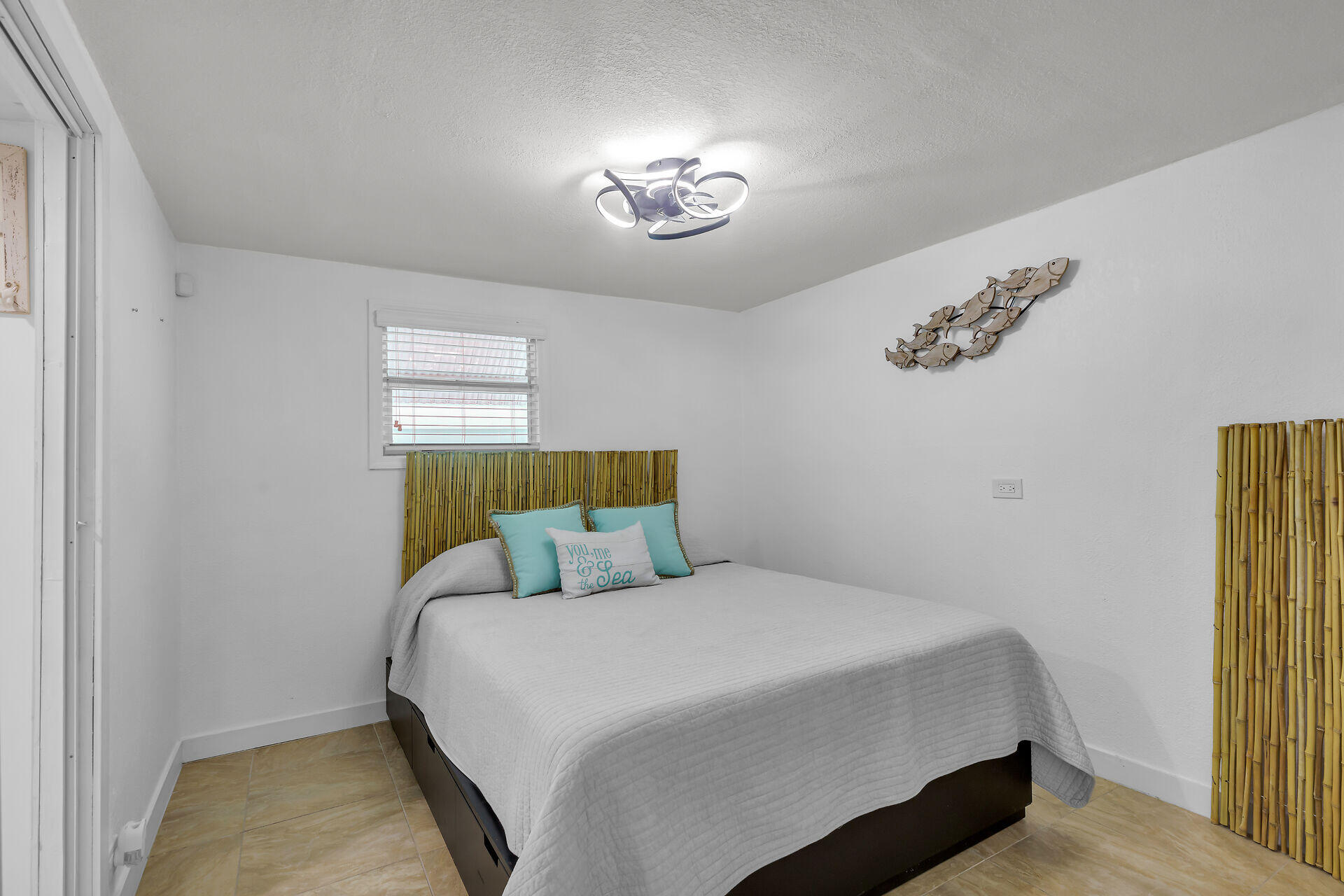 72 Avenue C Property Photo 29