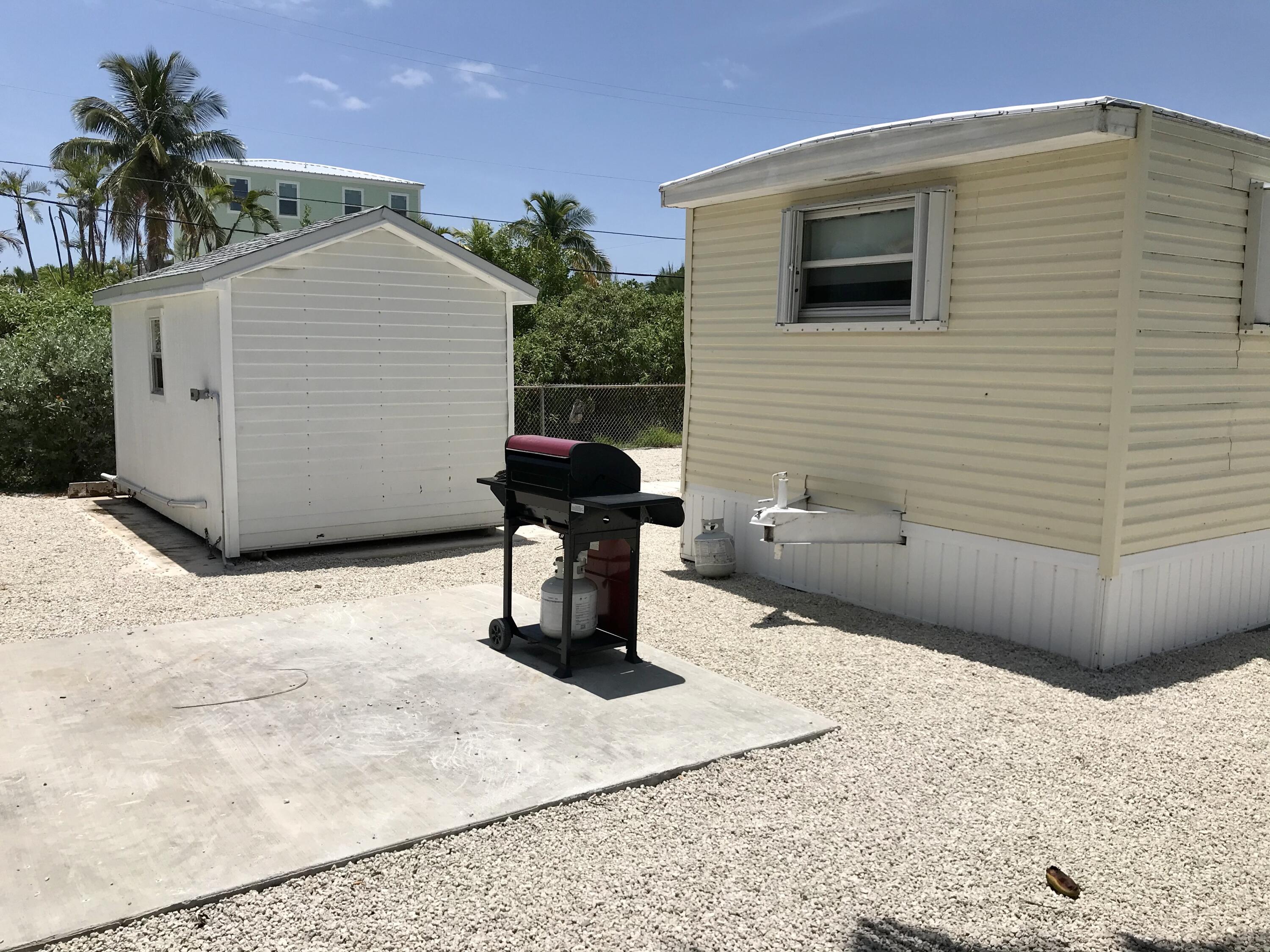 31247 Avenue I Property Photo 5