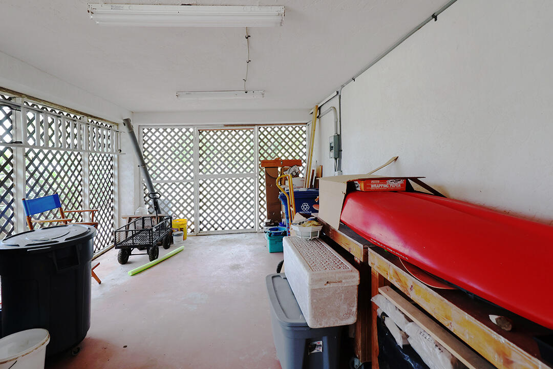 544 Plante Street Property Photo 25