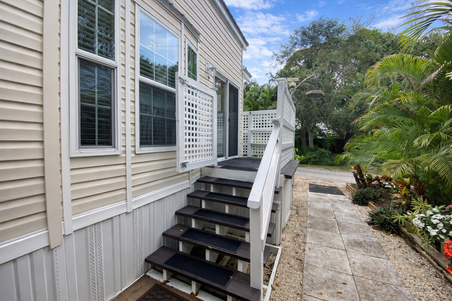 101551 Overseas Highway 159 Property Photo 29