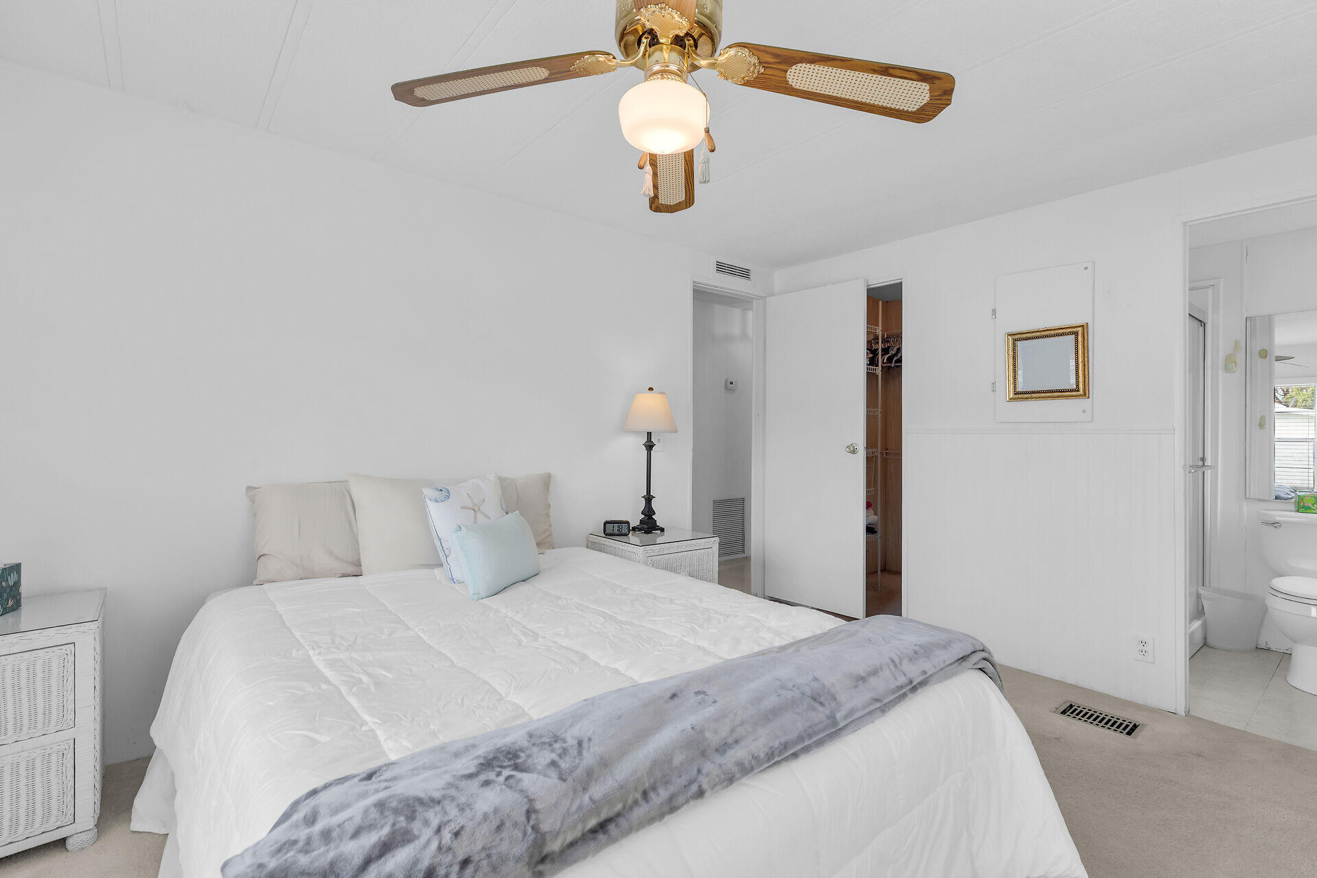 812 S Silver Circle Property Photo 16