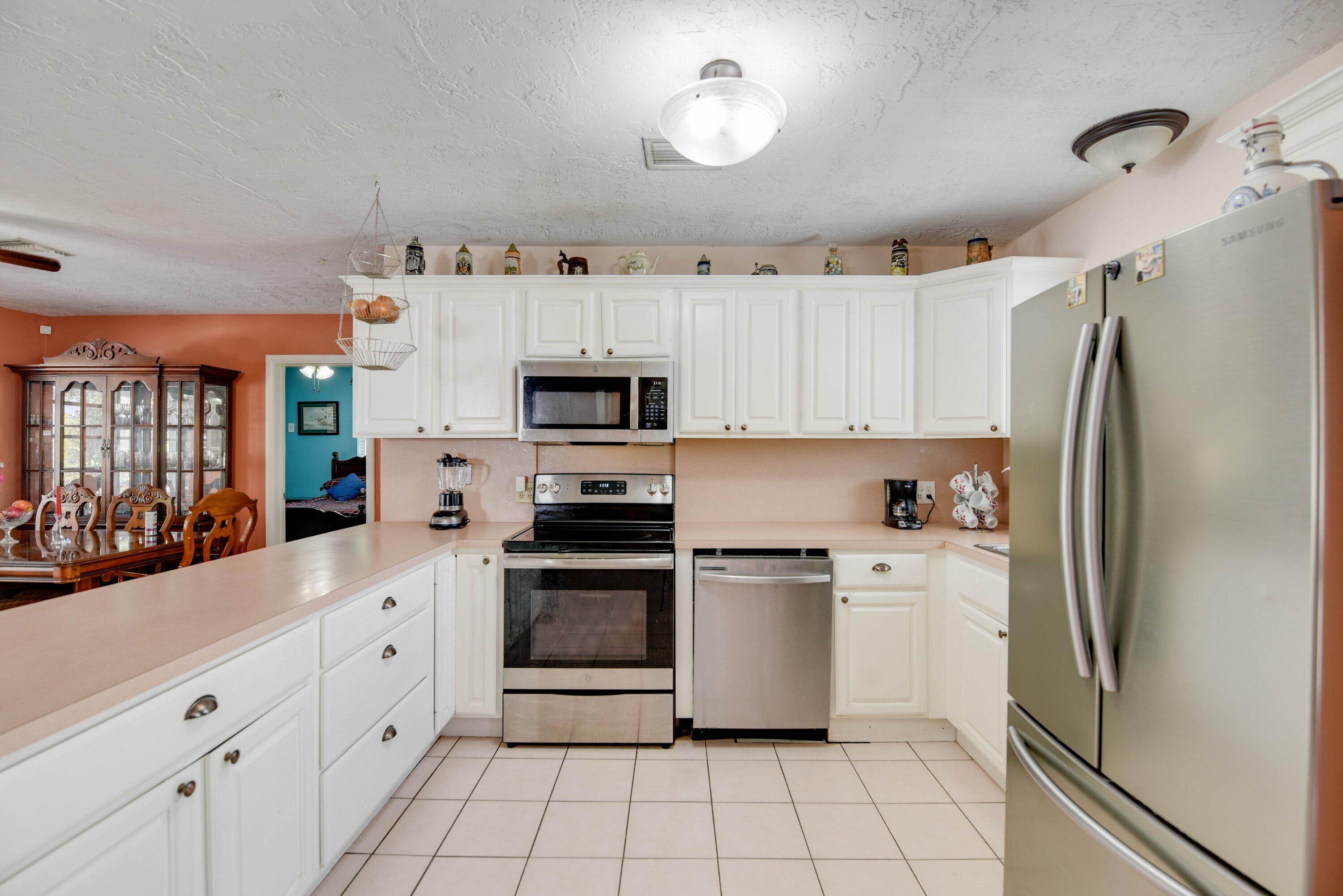 83 Sugarloaf Drive Property Photo 8