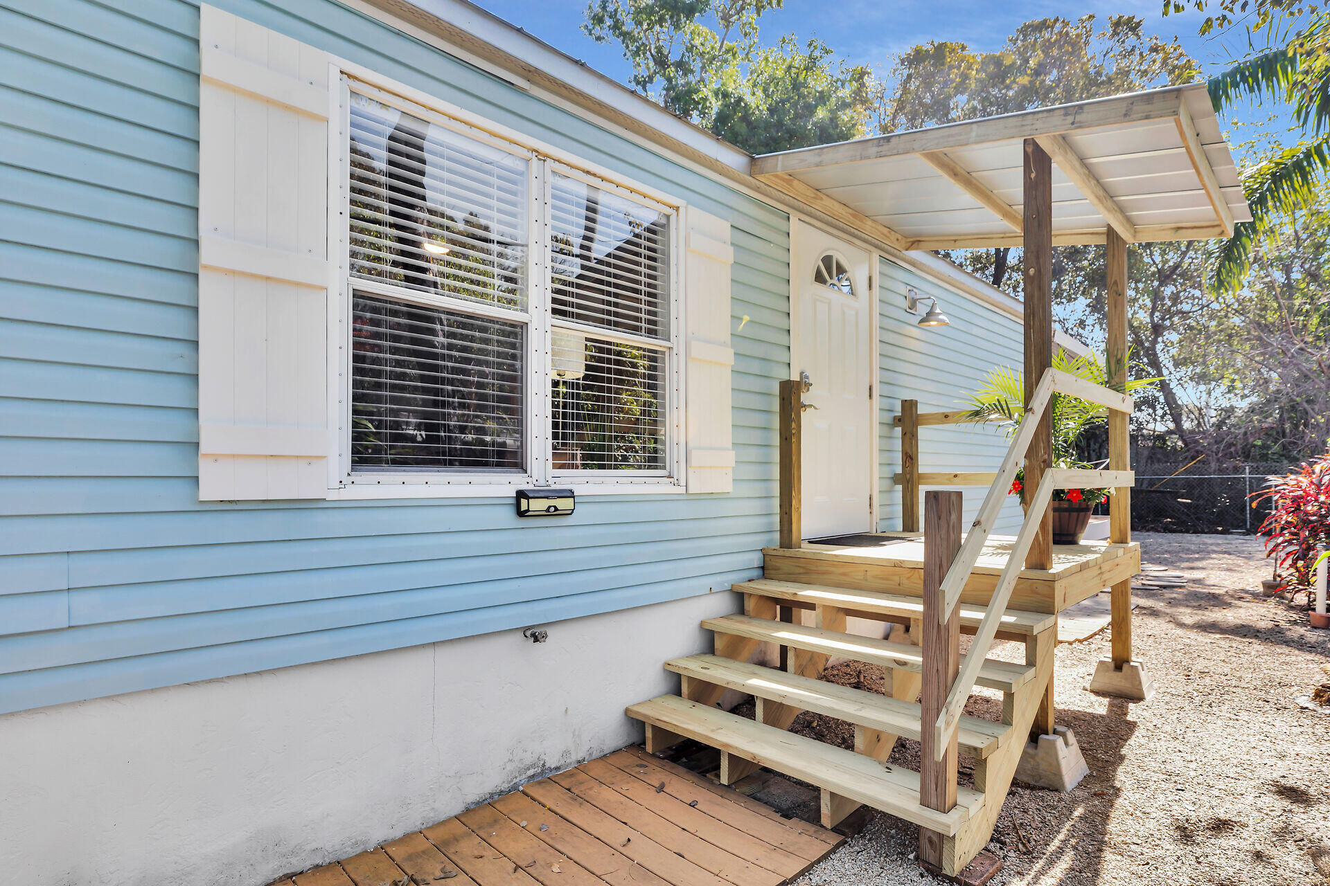 11 Oakwood Avenue Property Photo 3