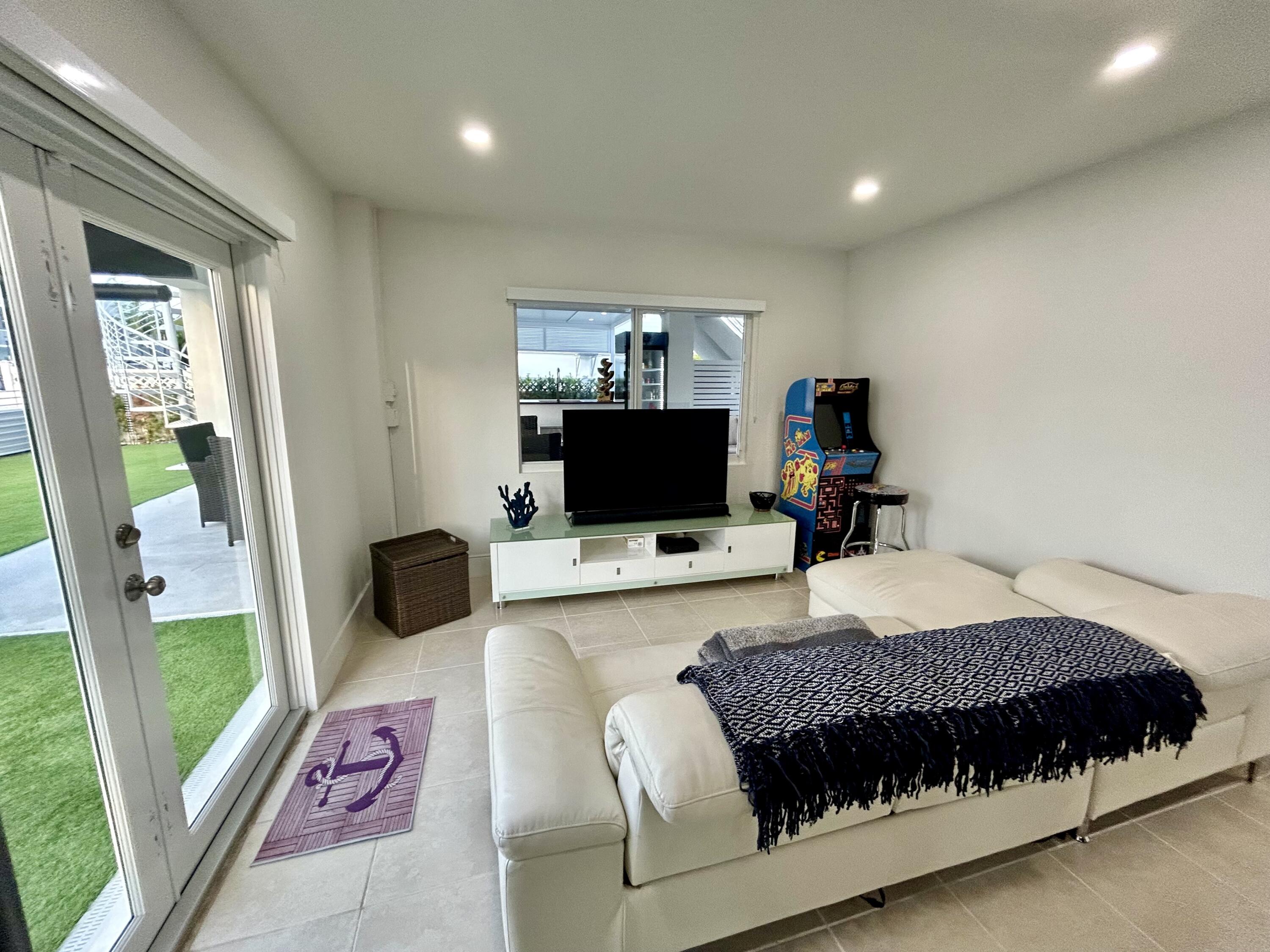 34 S Blackwater Lane Property Photo 18