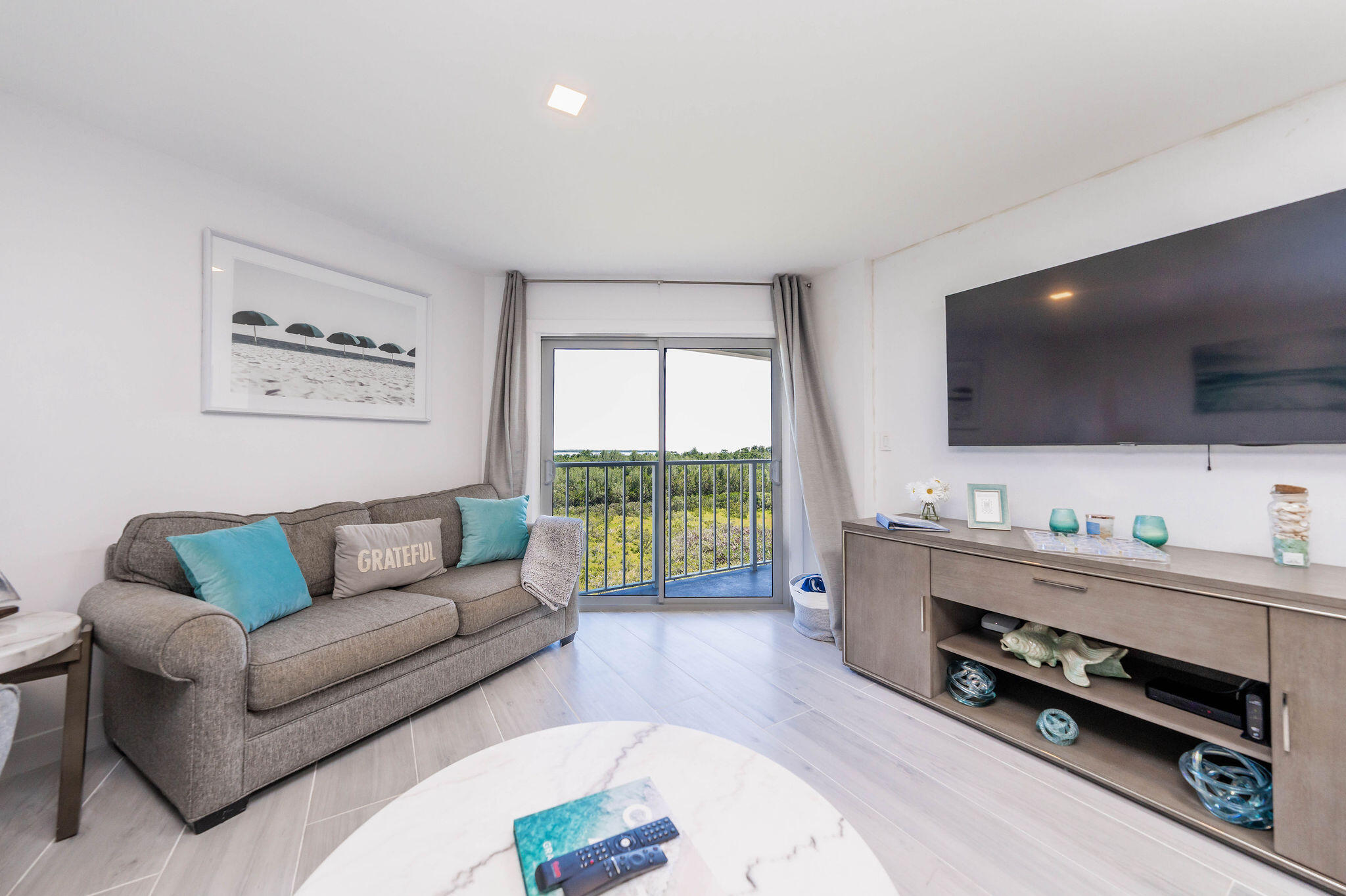 500 Burton Drive 2409 Property Photo 7