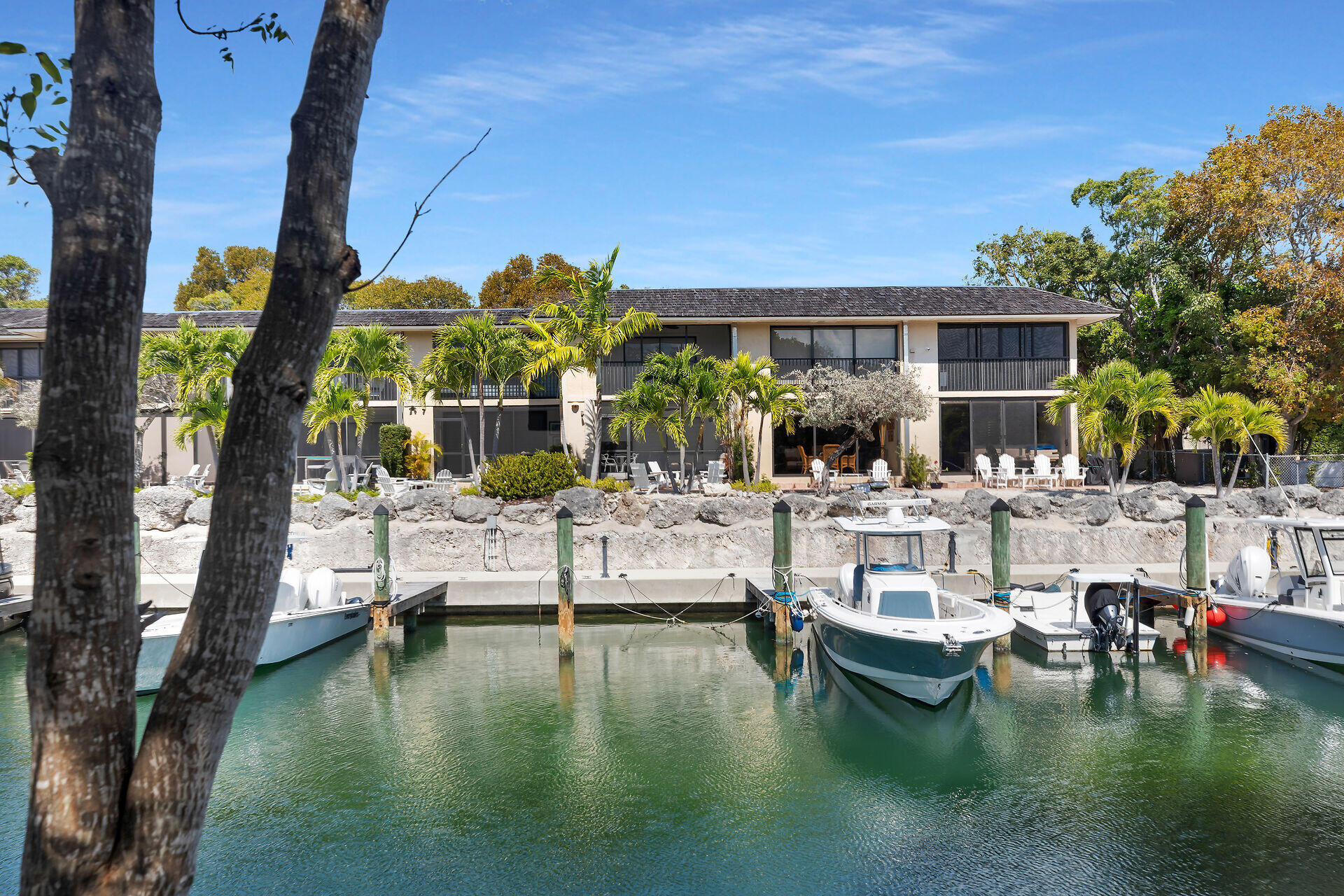 96000 Overseas Highway DD3 31' Boat Slip Property Photo 1
