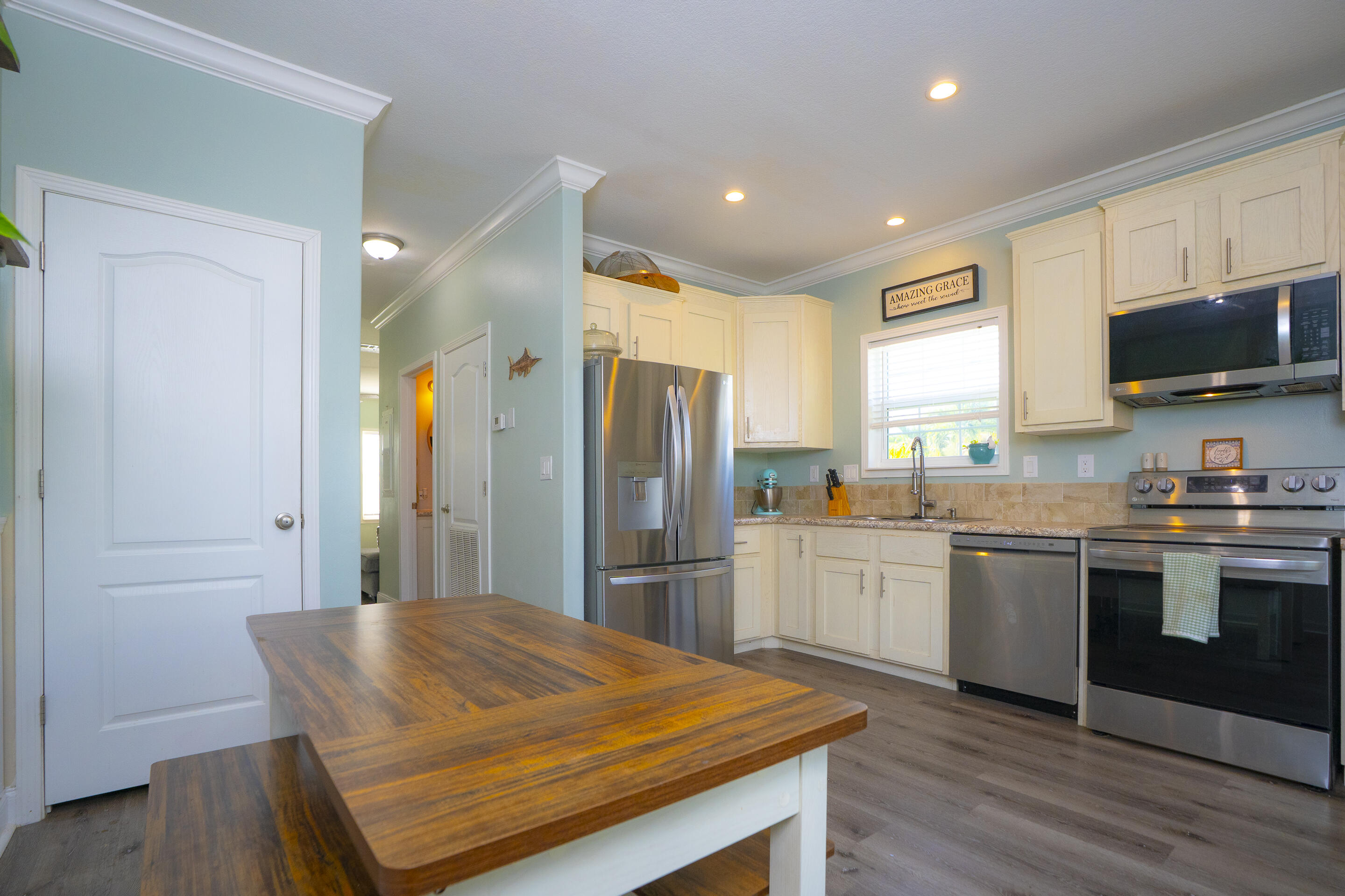55 Ed Swift Road Property Photo 8