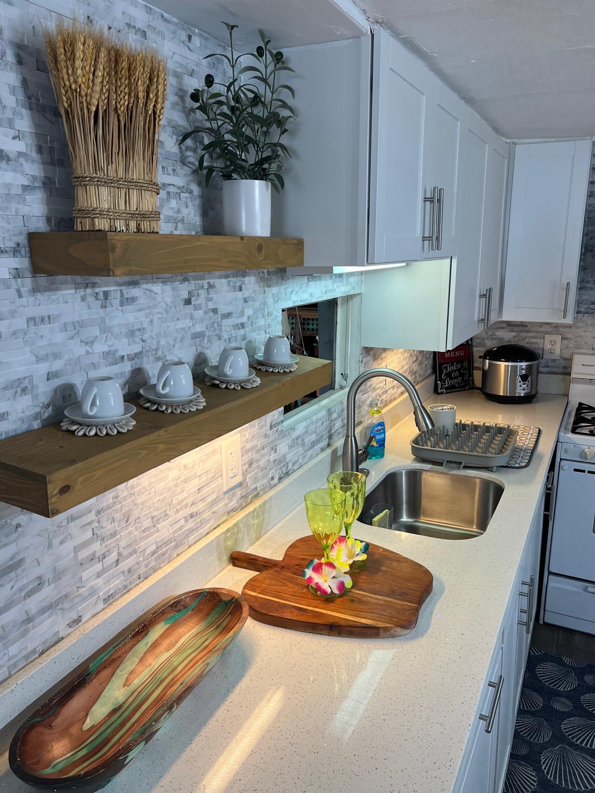 8 Grassy Road Property Photo 30