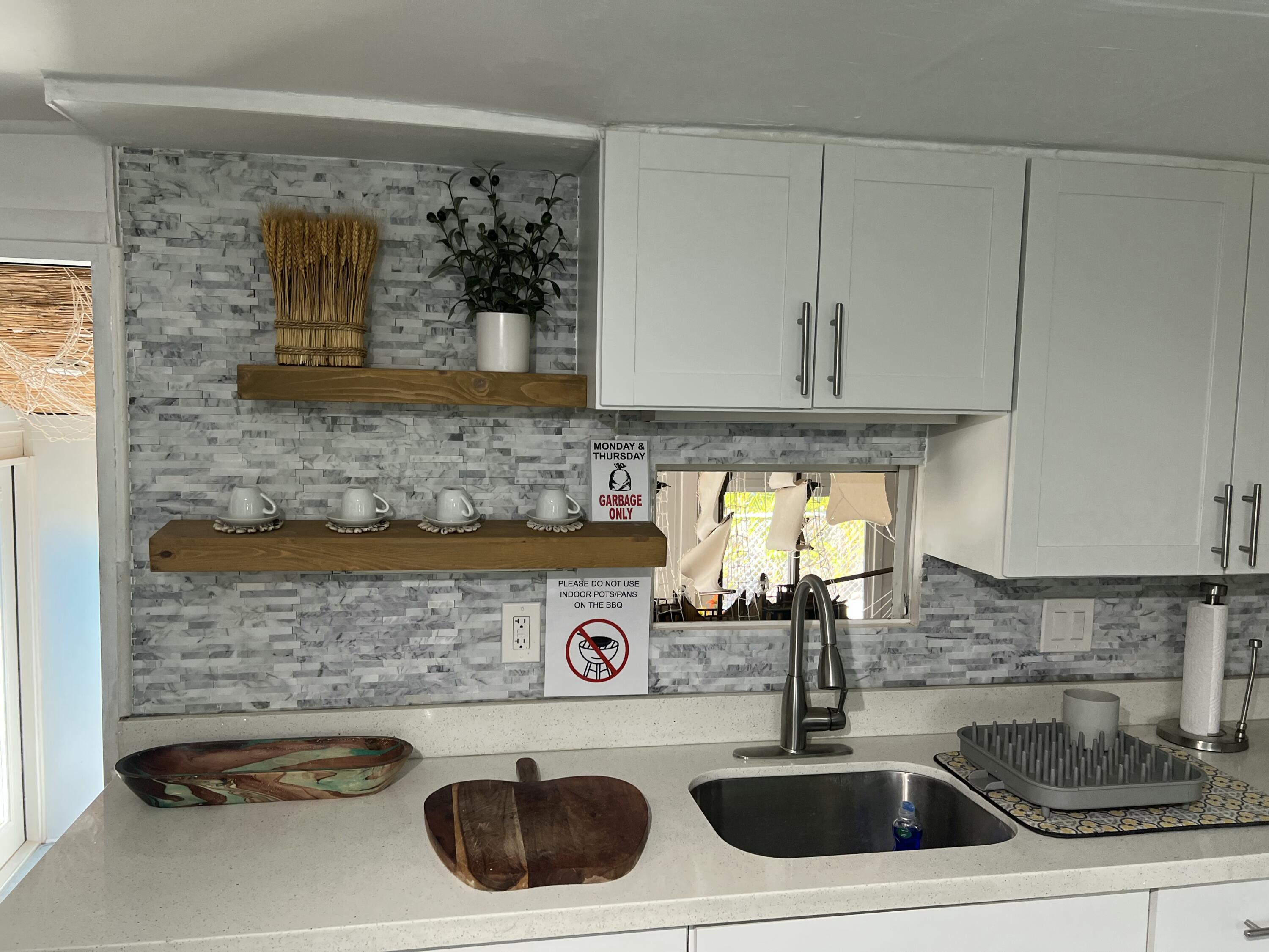 8 Grassy Road Property Photo 38