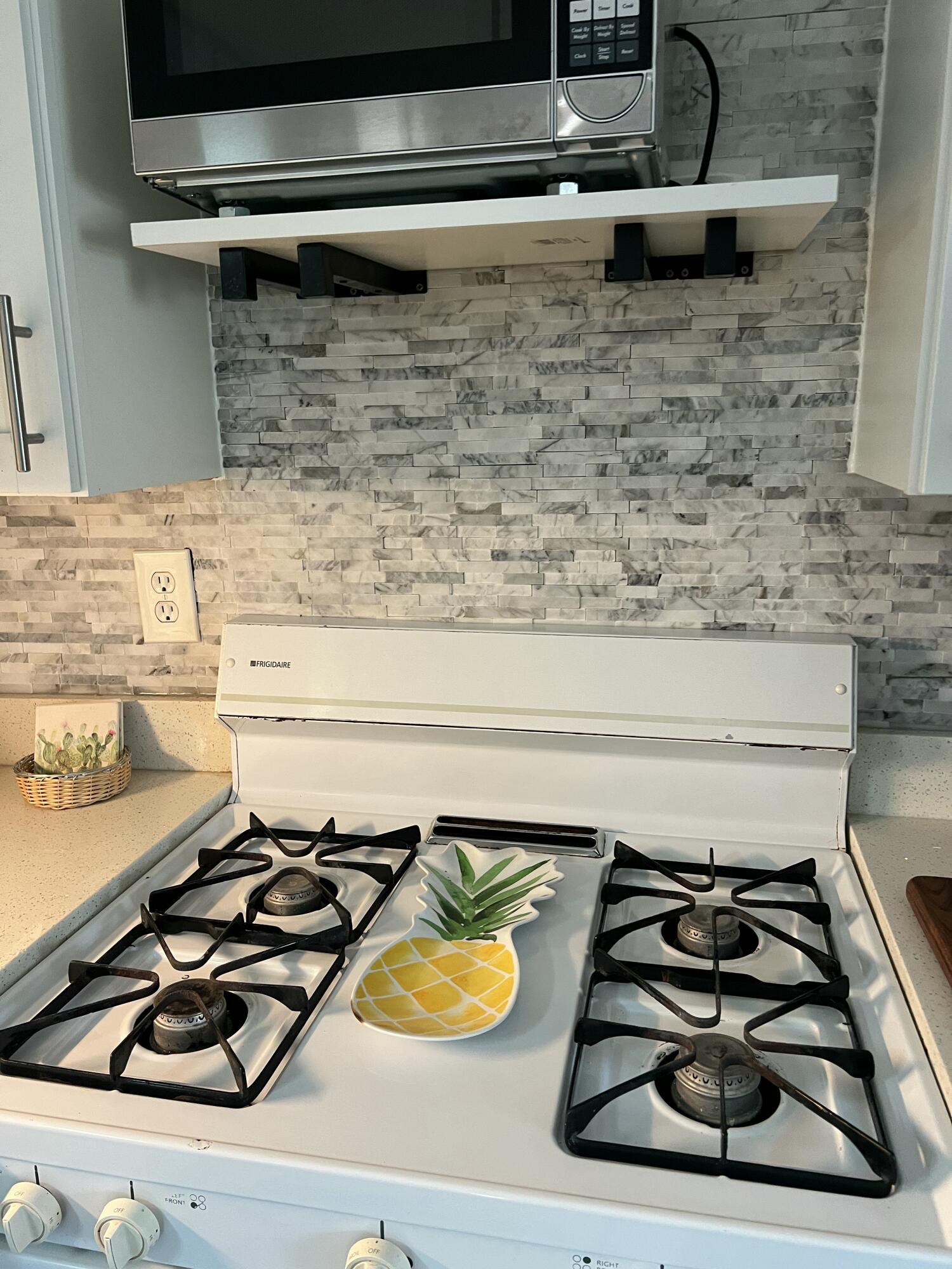 8 Grassy Road Property Photo 42