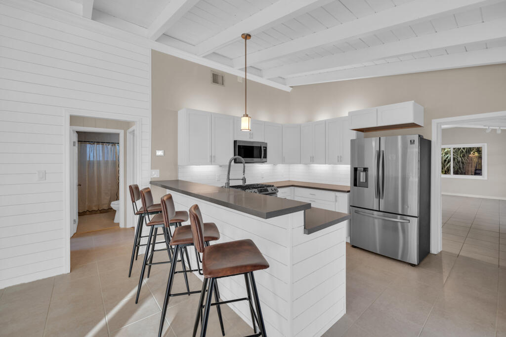 124 S Hammock Road Property Photo 4