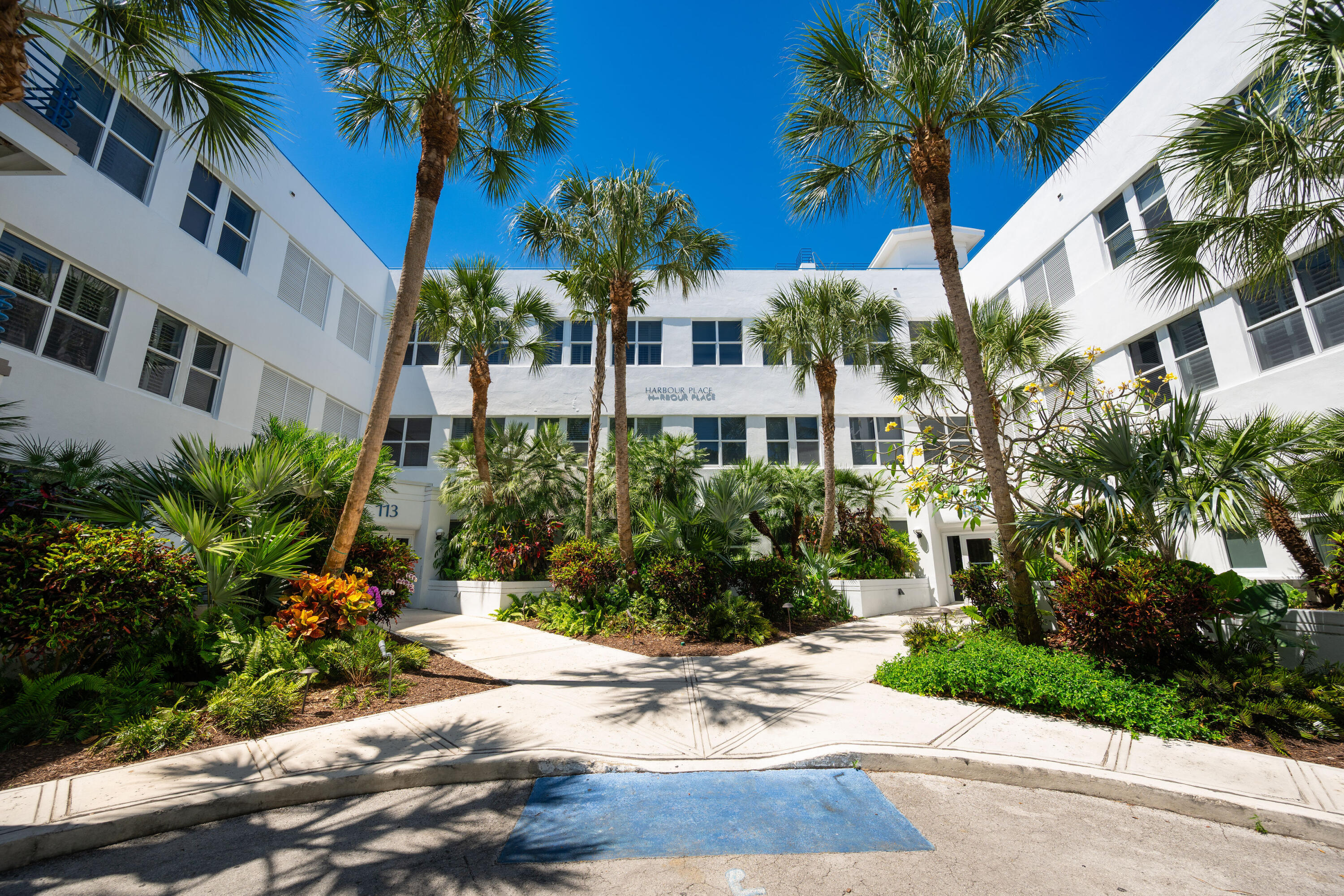 115 Front Street APT 102