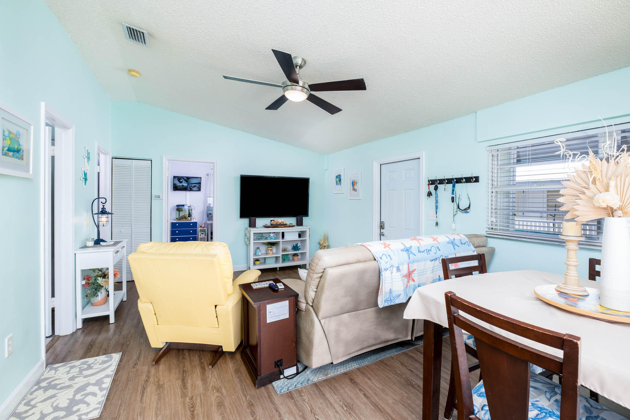 21 Meridian Avenue Property Photo 9