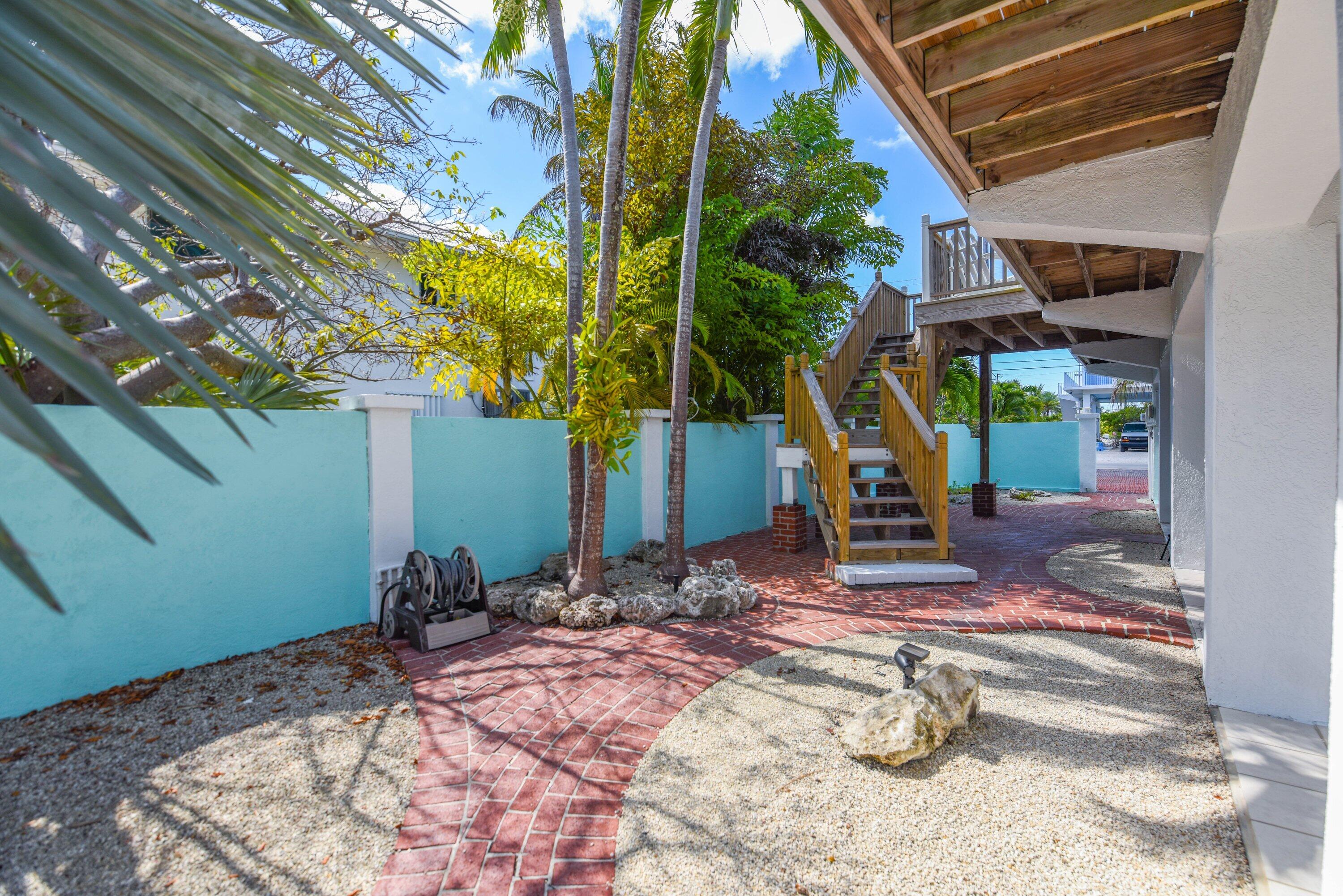 667 E Caribbean Drive Property Photo 5