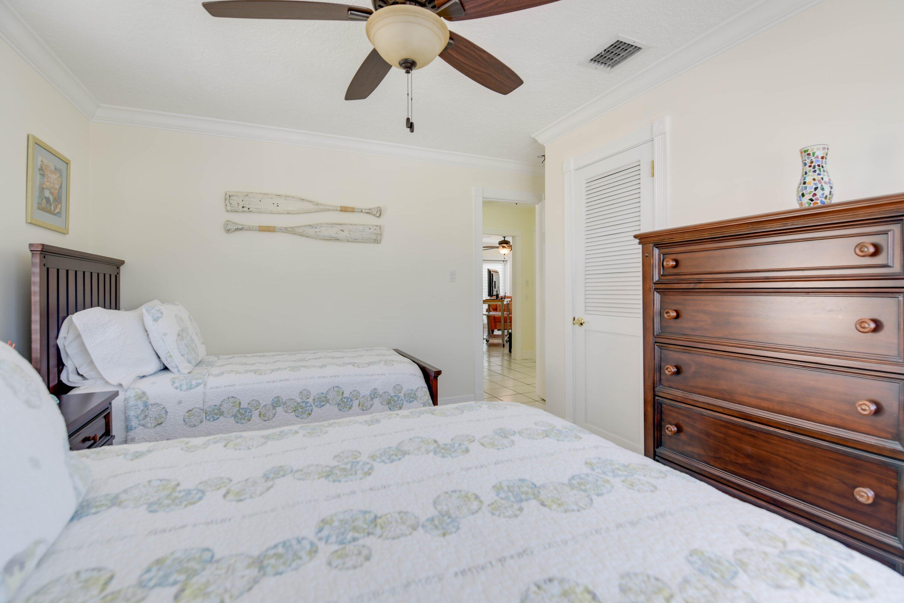 667 E Caribbean Drive Property Photo 19