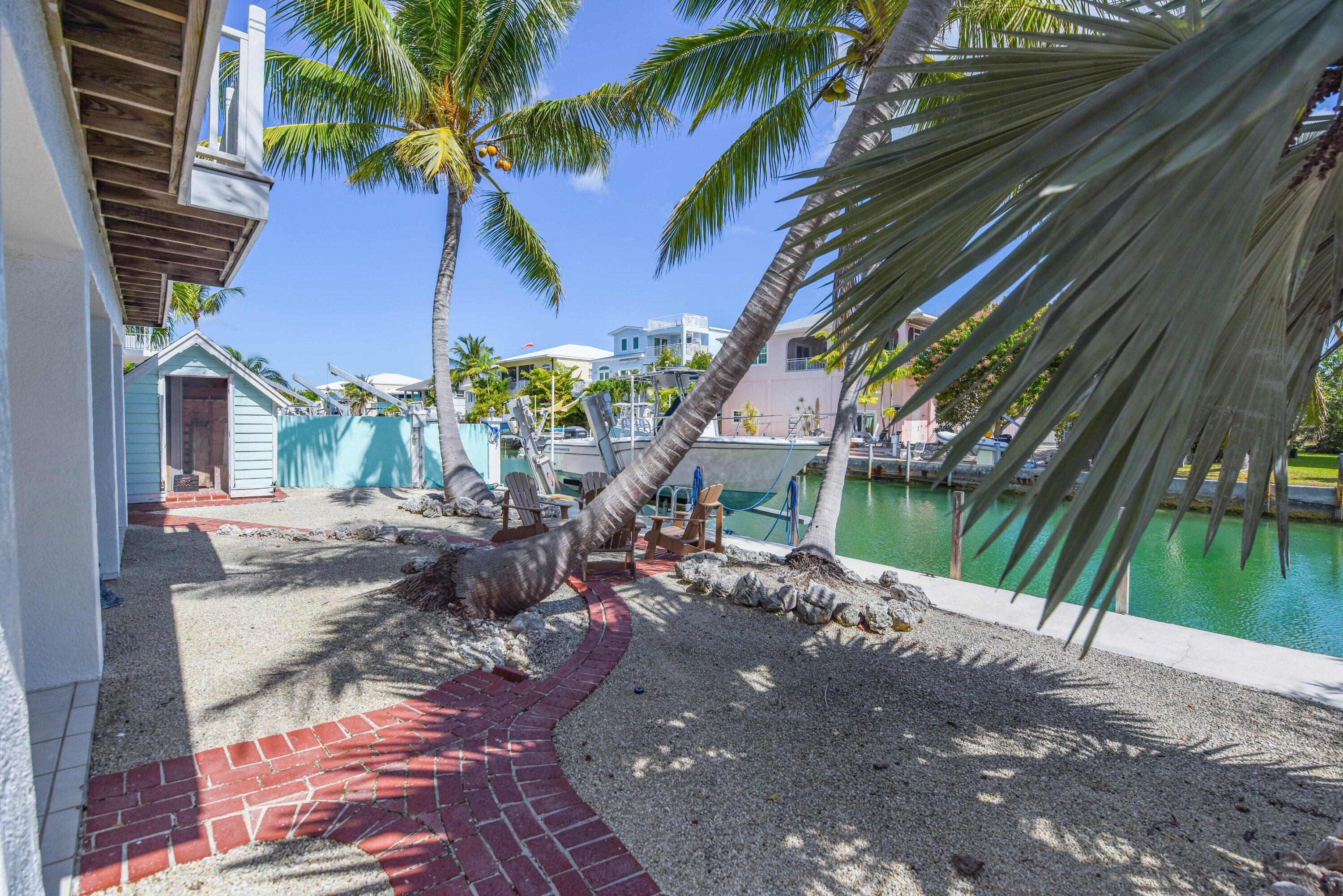 667 E Caribbean Drive Property Photo 33