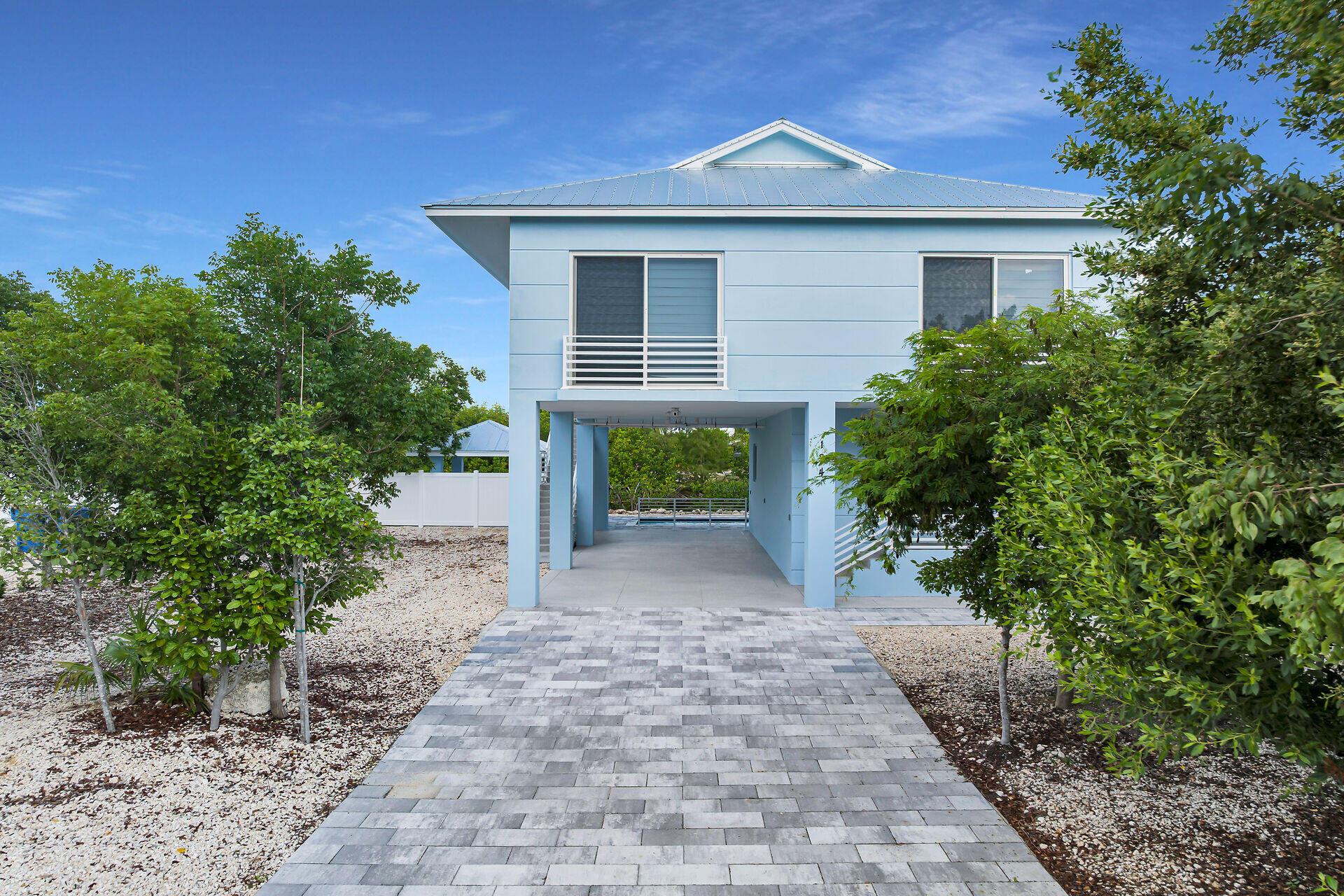 124 Venetian Way Property Photo 6