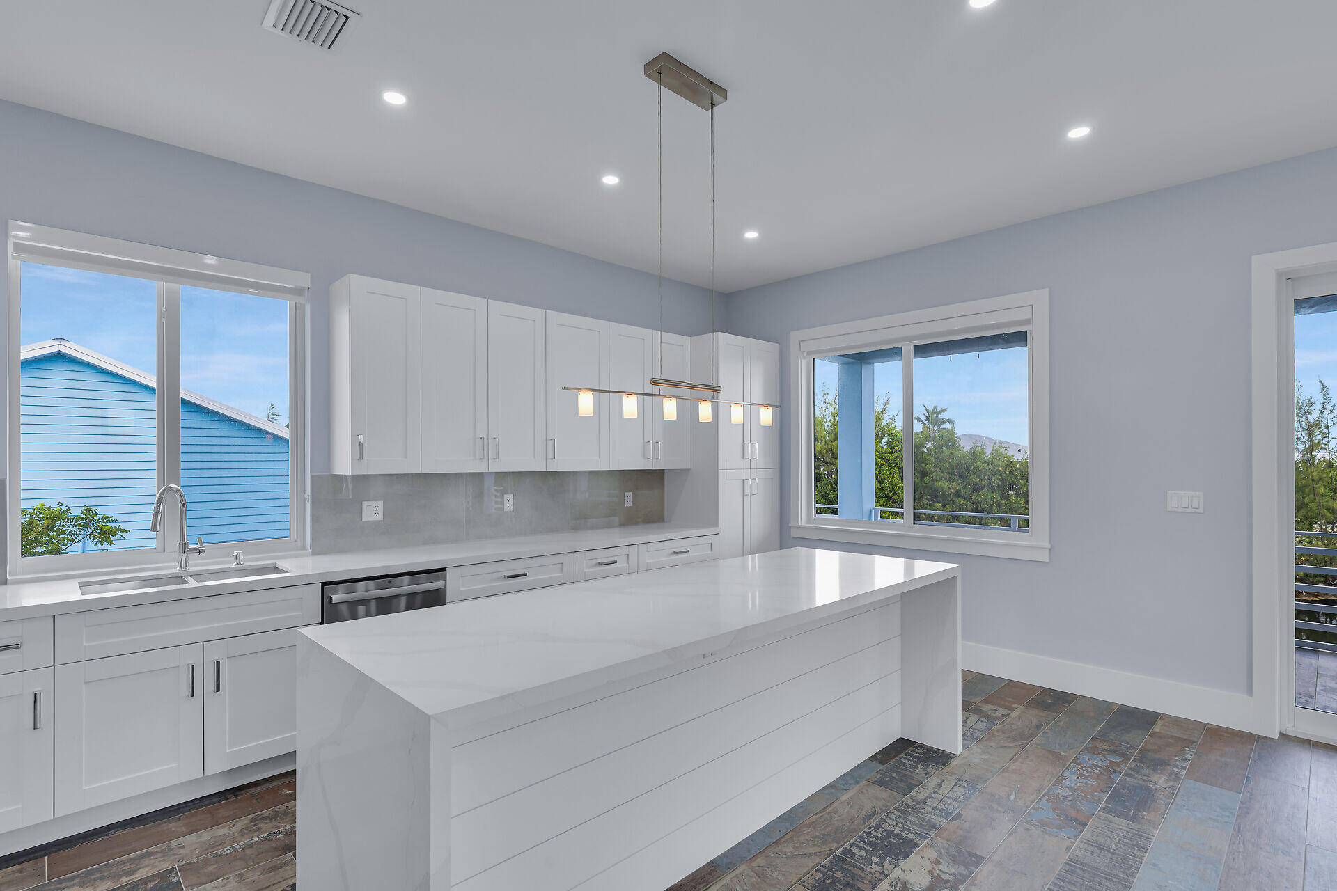 124 Venetian Way Property Photo 14