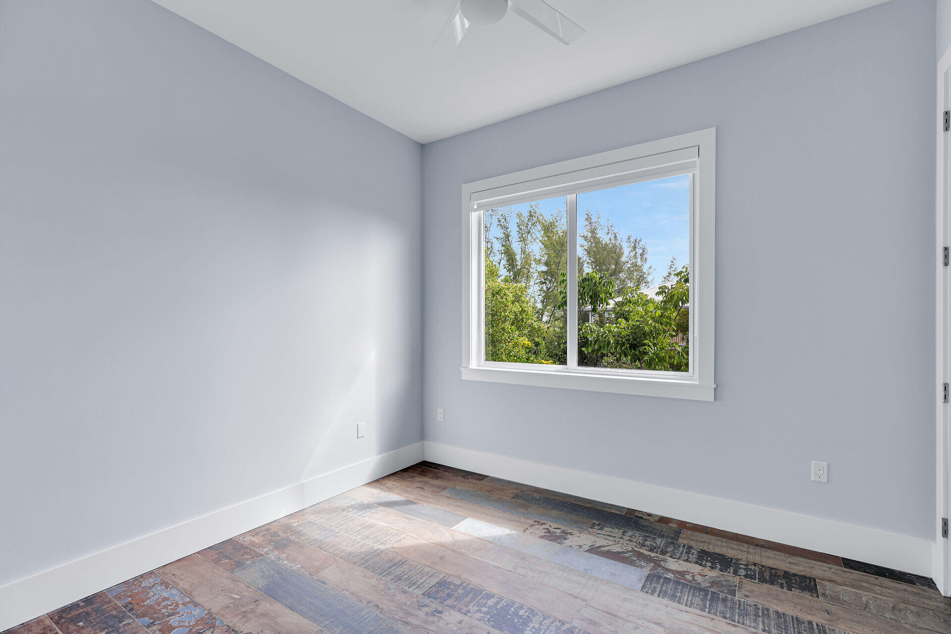 124 Venetian Way Property Photo 32