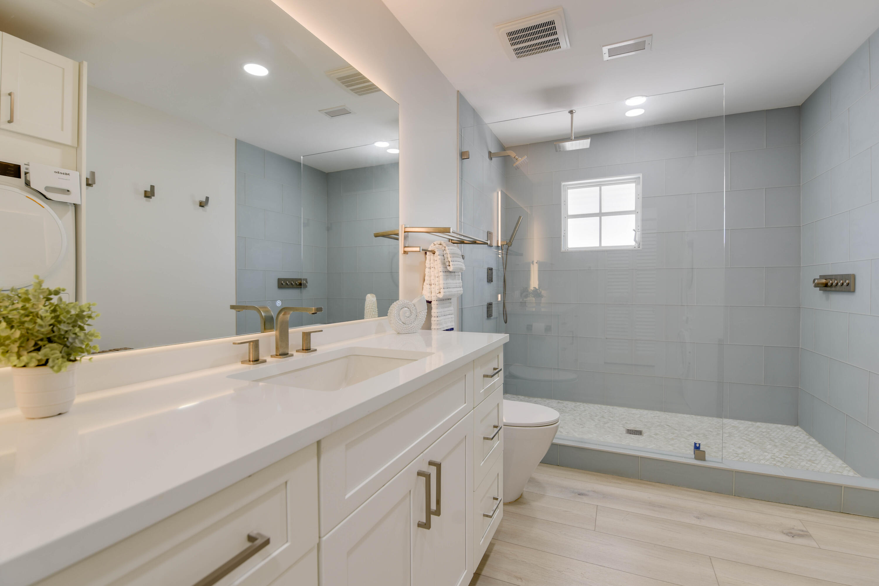 75 Lobstertail Road Property Photo 7