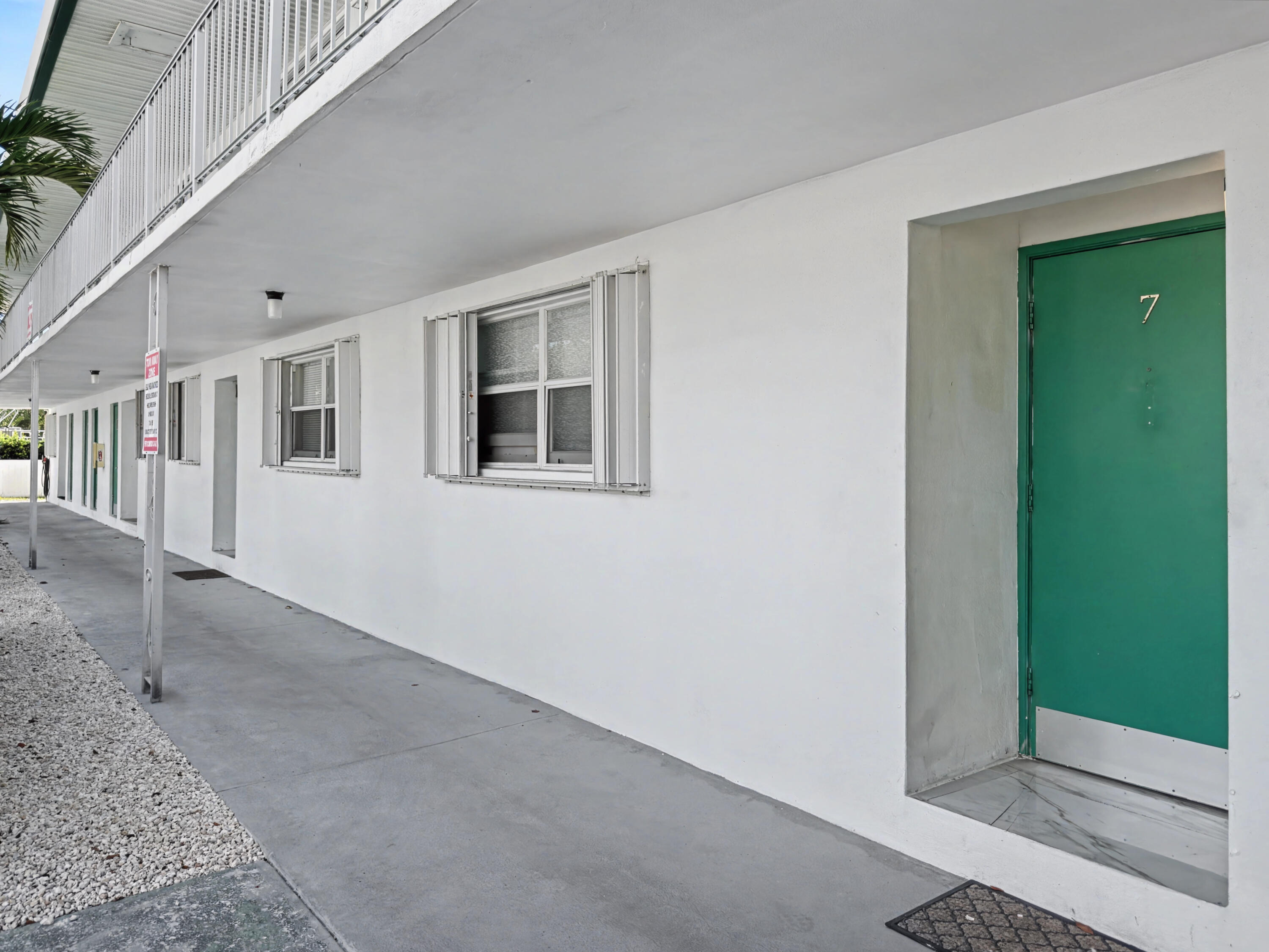 5301 Ocean Terrace Apt 7 Property Photo 25