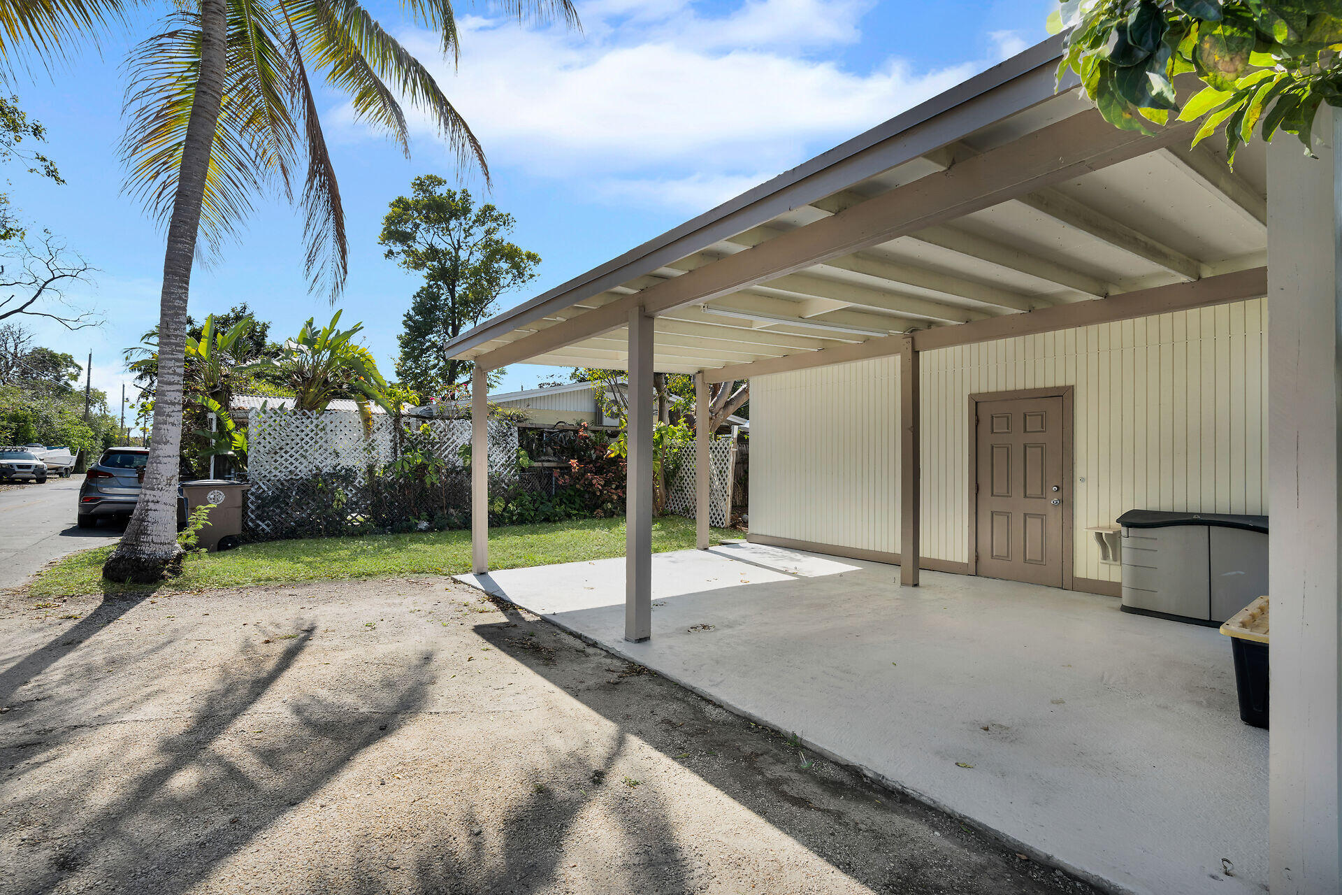 62 Silver Springs Drive Property Photo 4