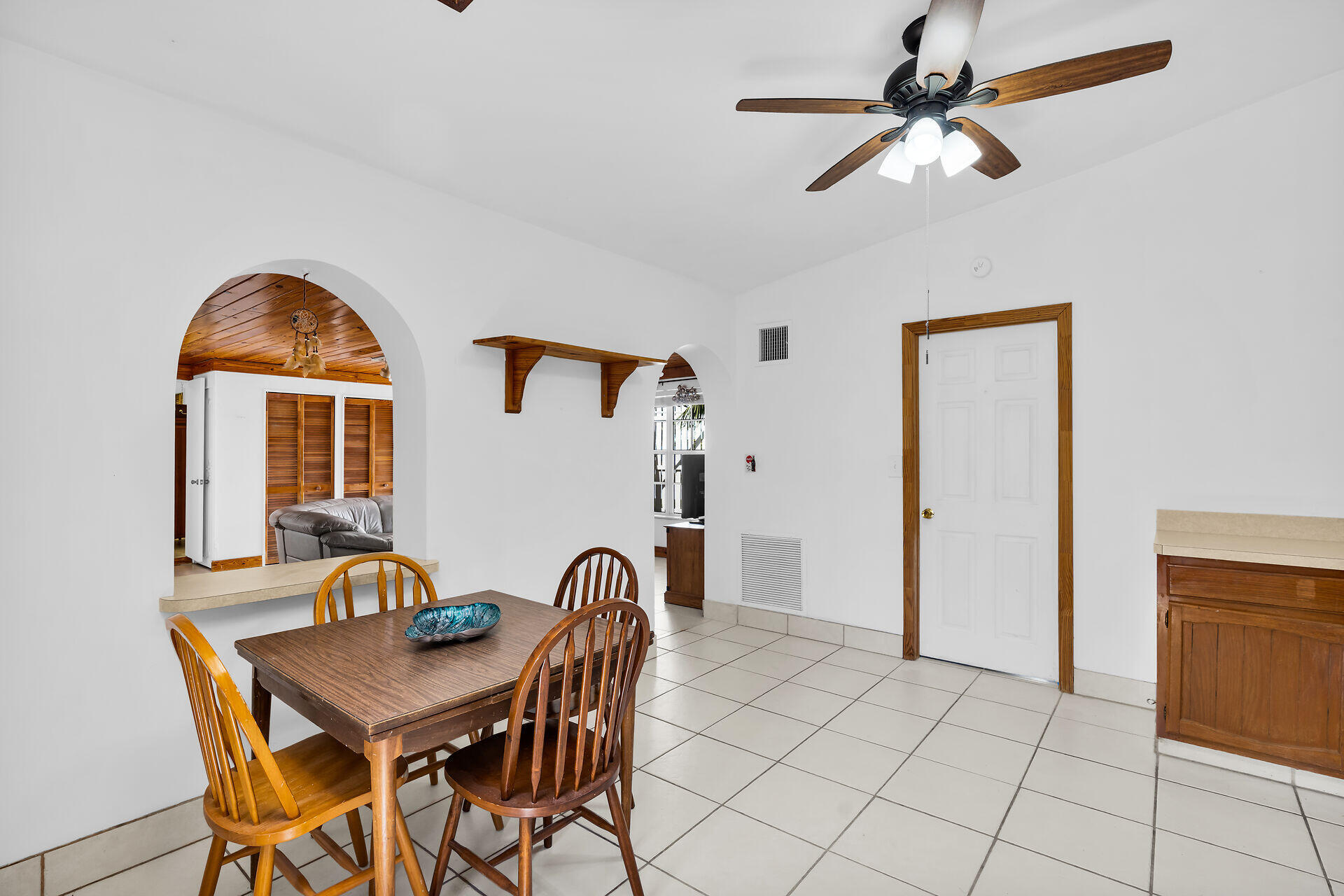 62 Silver Springs Drive Property Photo 20