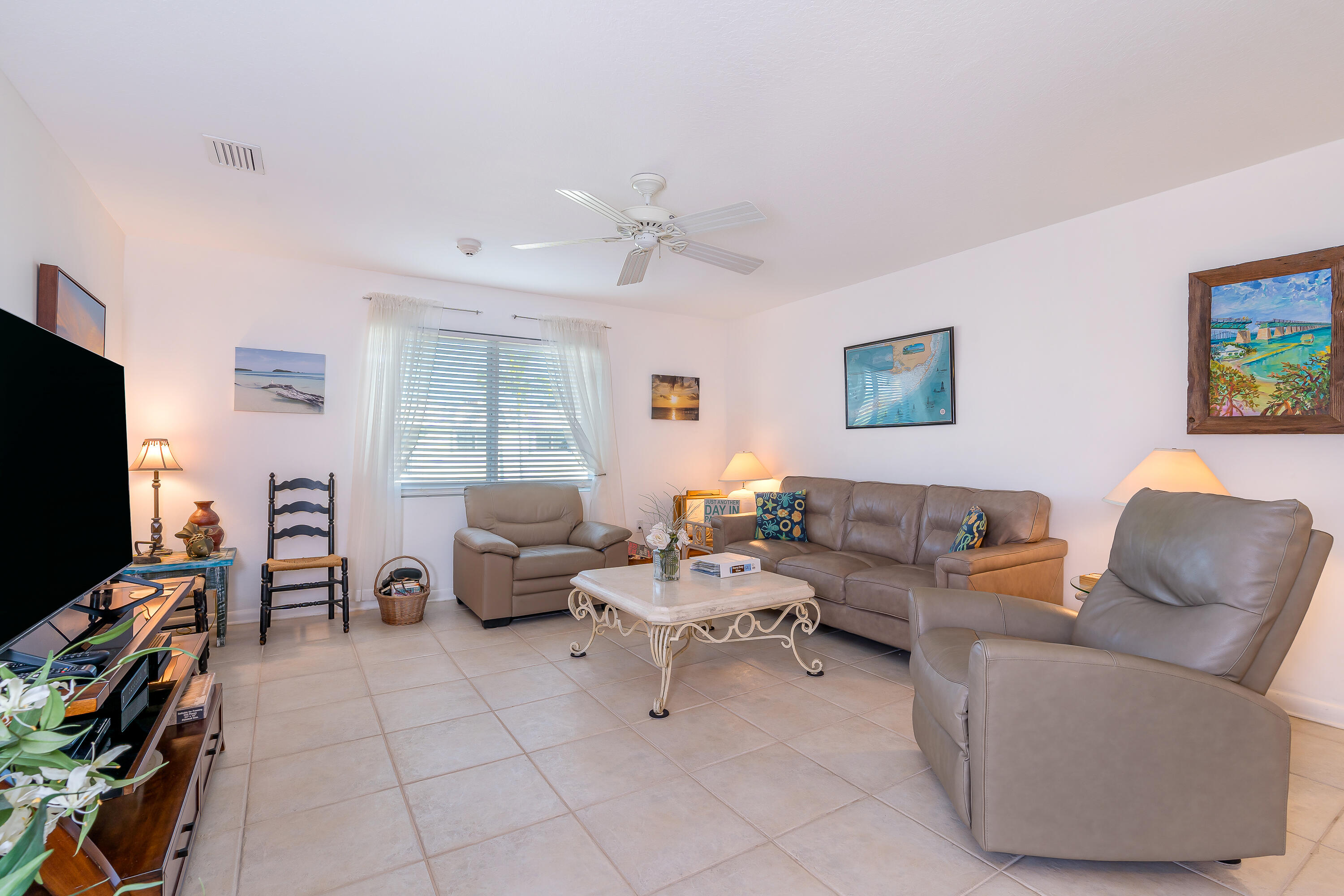 1101 W Ocean Drive 24 Property Photo 5