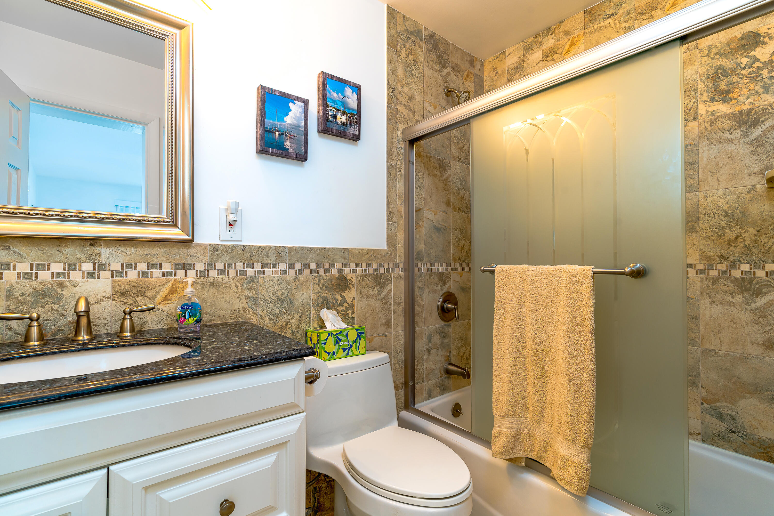 1101 W Ocean Drive 24 Property Photo 17