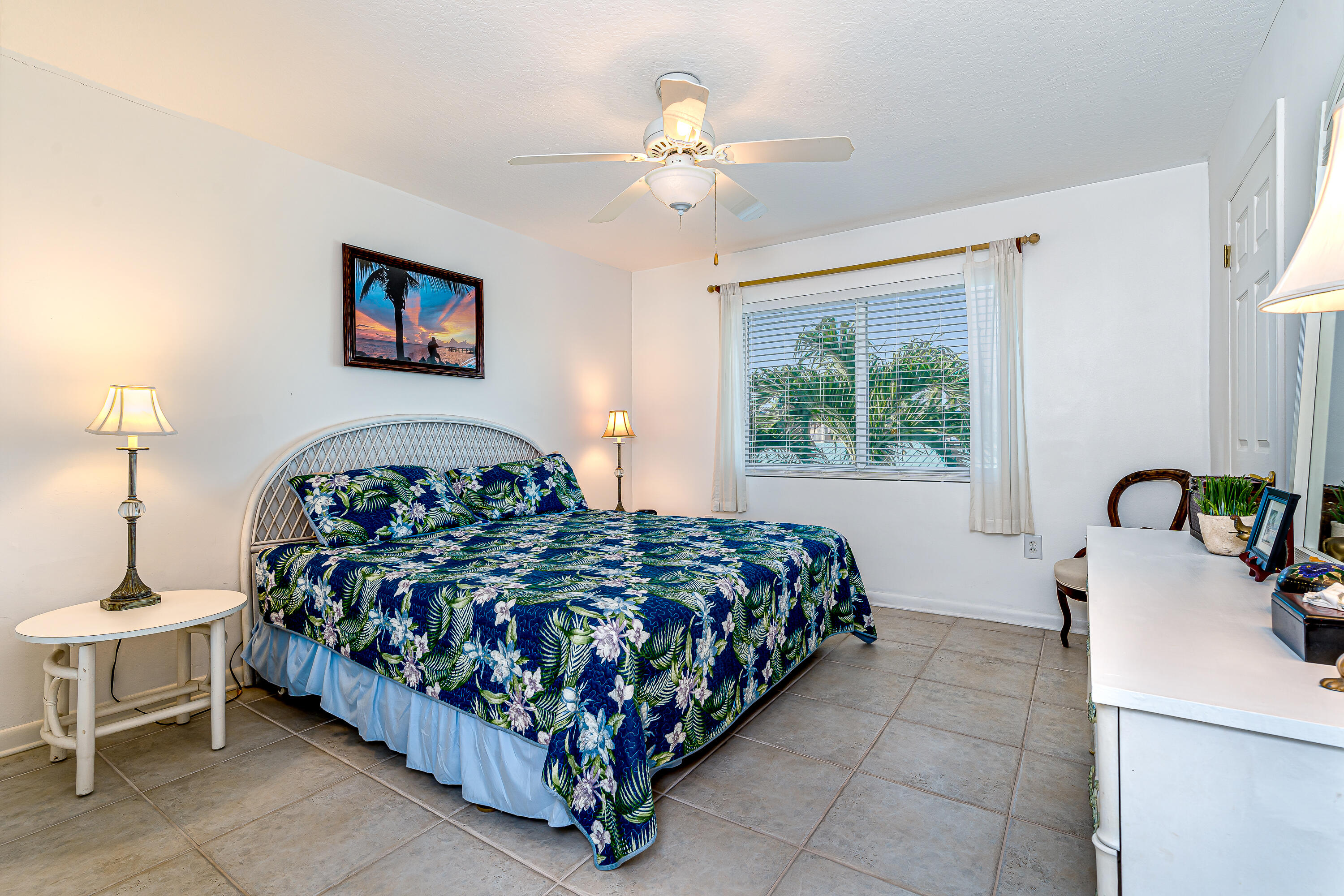 1101 W Ocean Drive 24 Property Photo 18