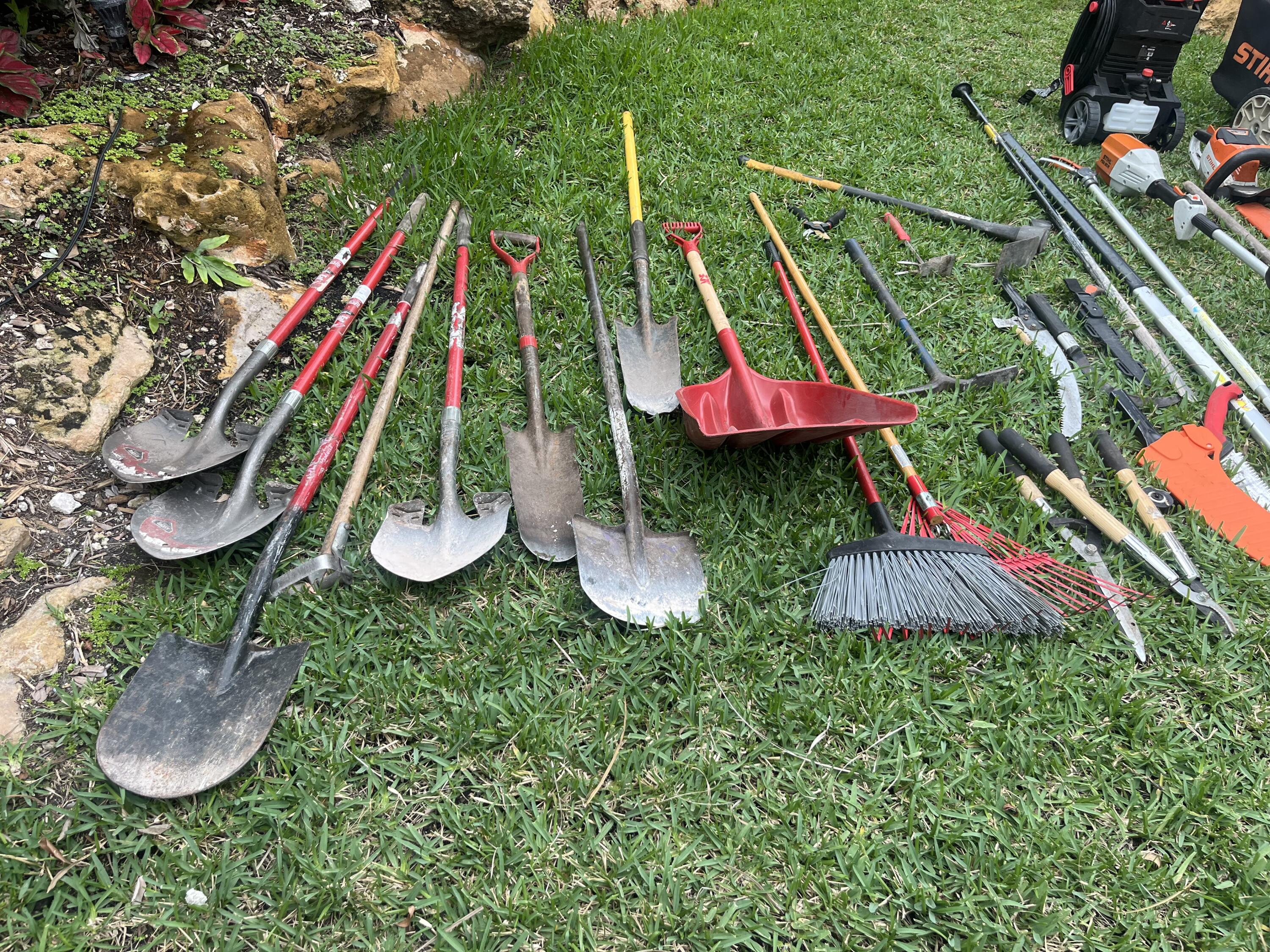 1 Landscape Maintenance Co,no Re Property Photo 7