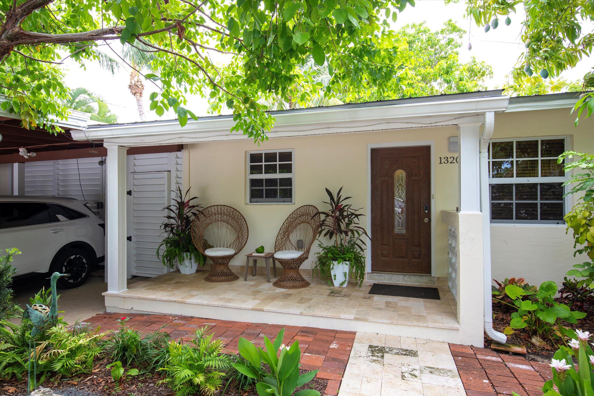 1320 6th Street Property Photo 3