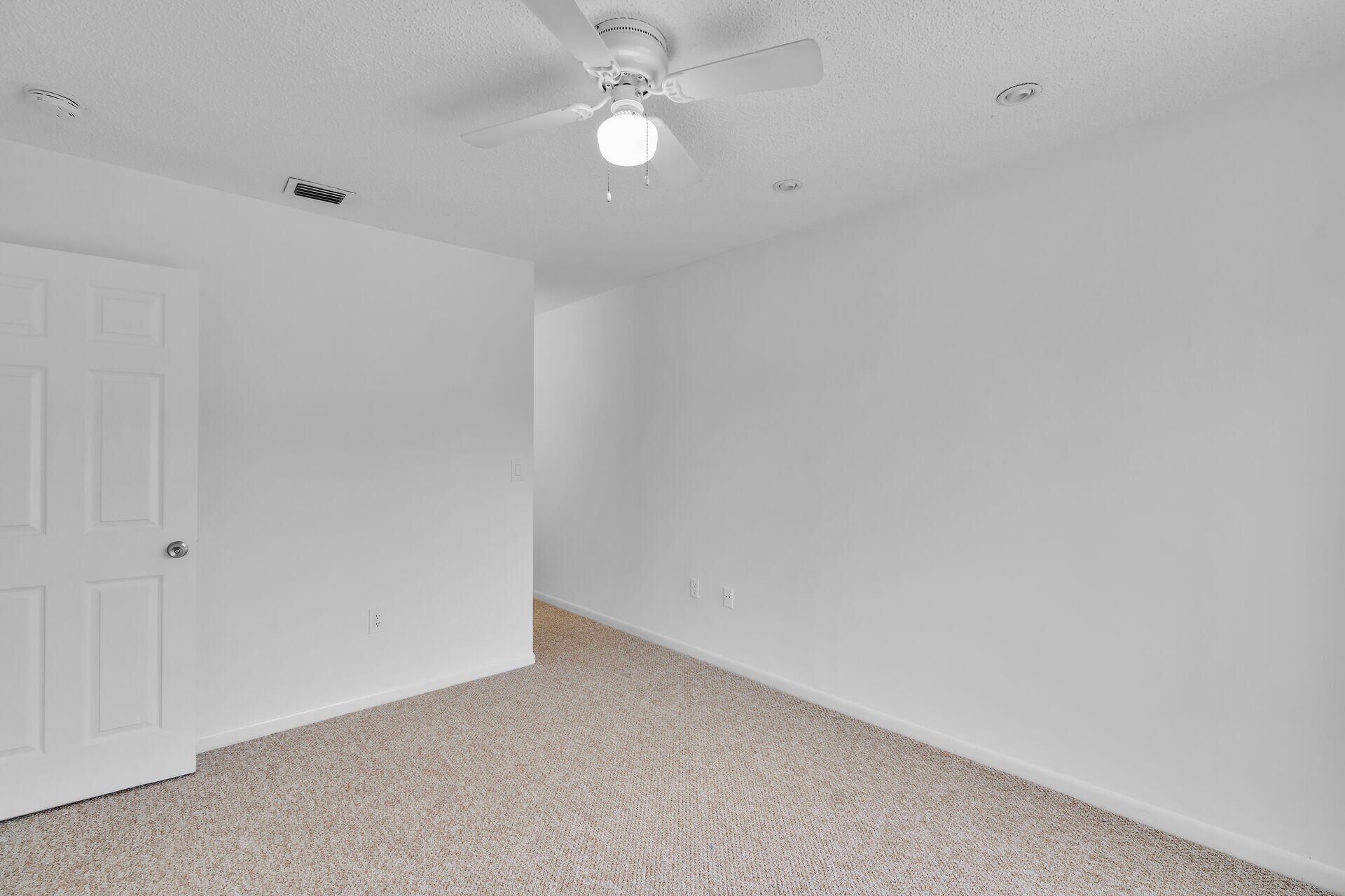 98402 Windward Avenue 98402 Property Photo 15