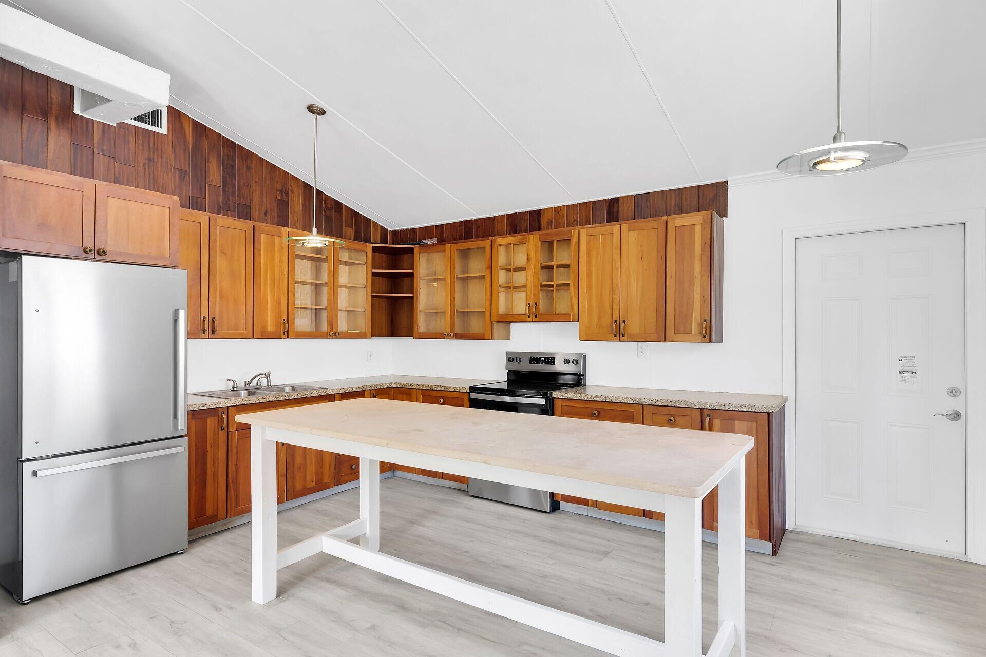417 95th Street Property Photo 14