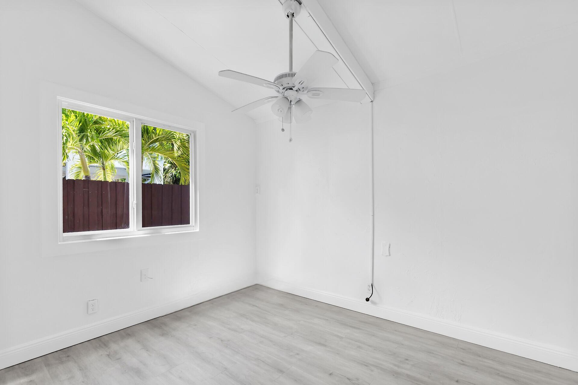 417 95th Street Property Photo 18