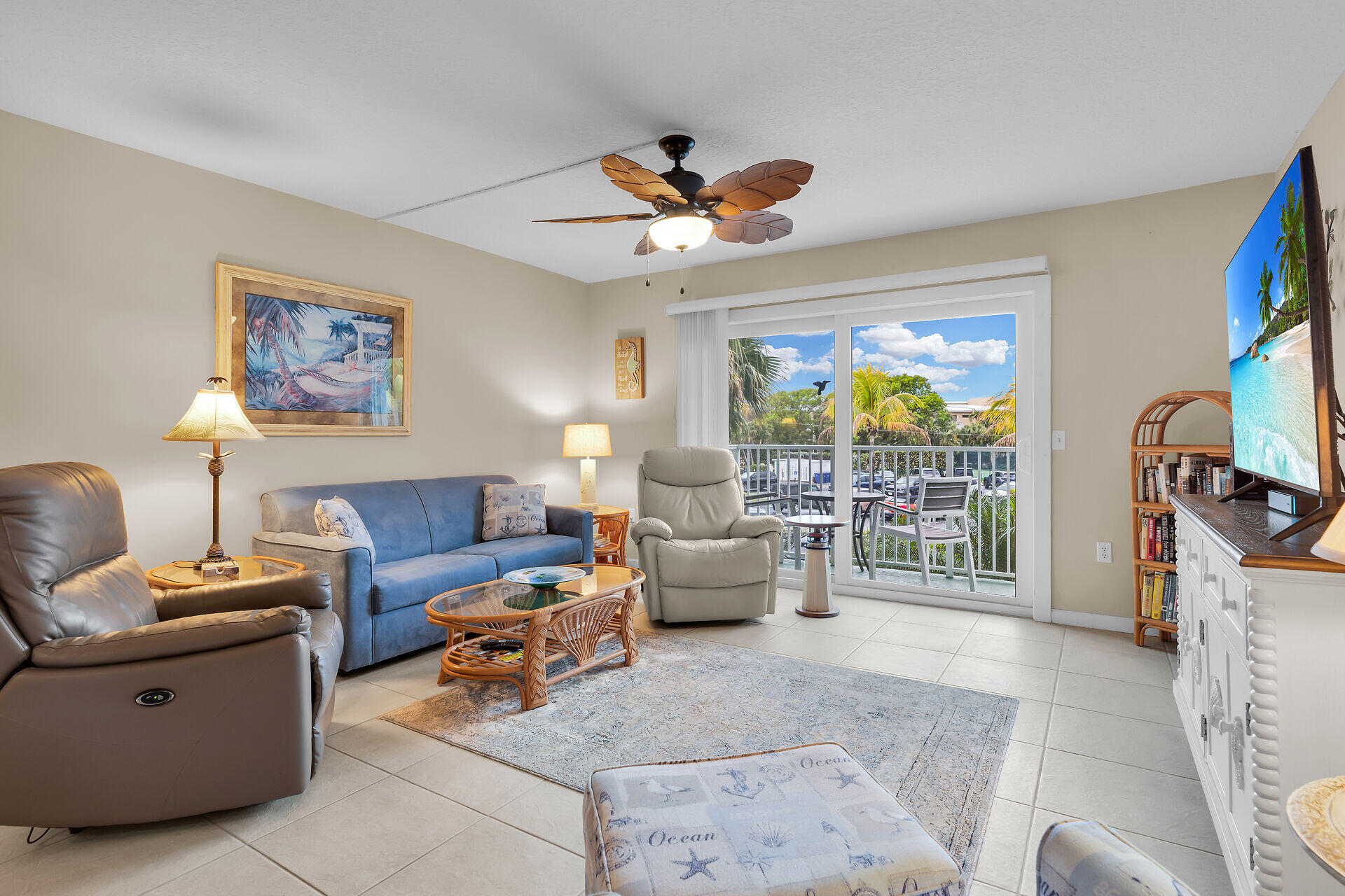 1101 W Ocean Drive 32 Property Photo 5