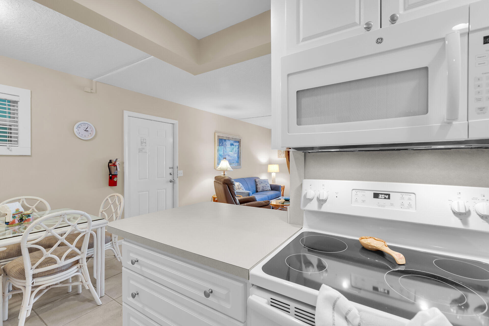 1101 W Ocean Drive 32 Property Photo 12