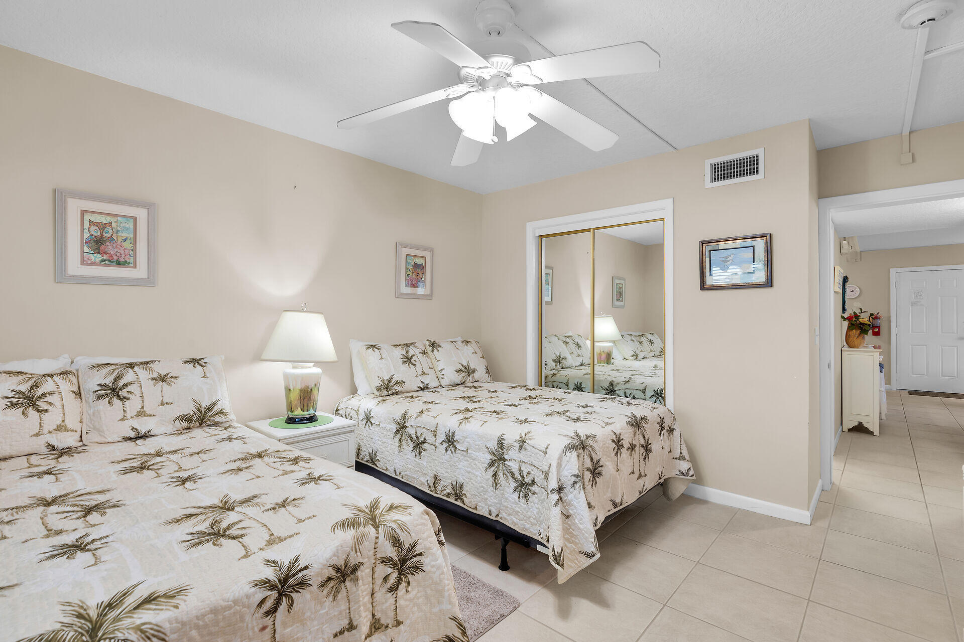 1101 W Ocean Drive 32 Property Photo 21