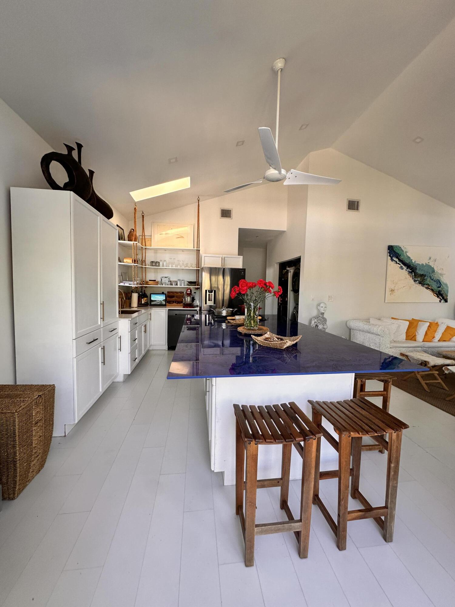 9 Se Marlin Avenue Property Photo 10