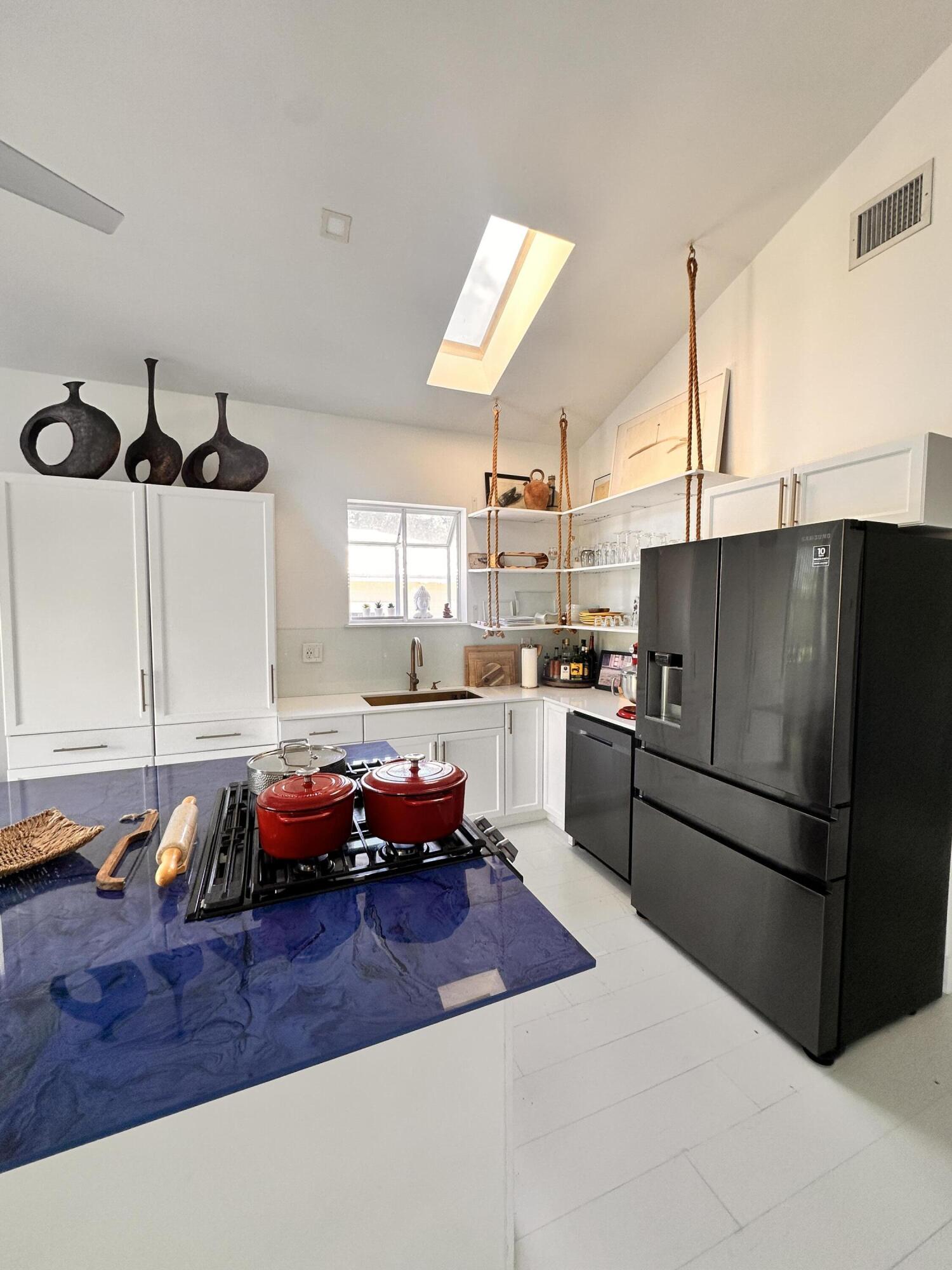 9 Se Marlin Avenue Property Photo 13